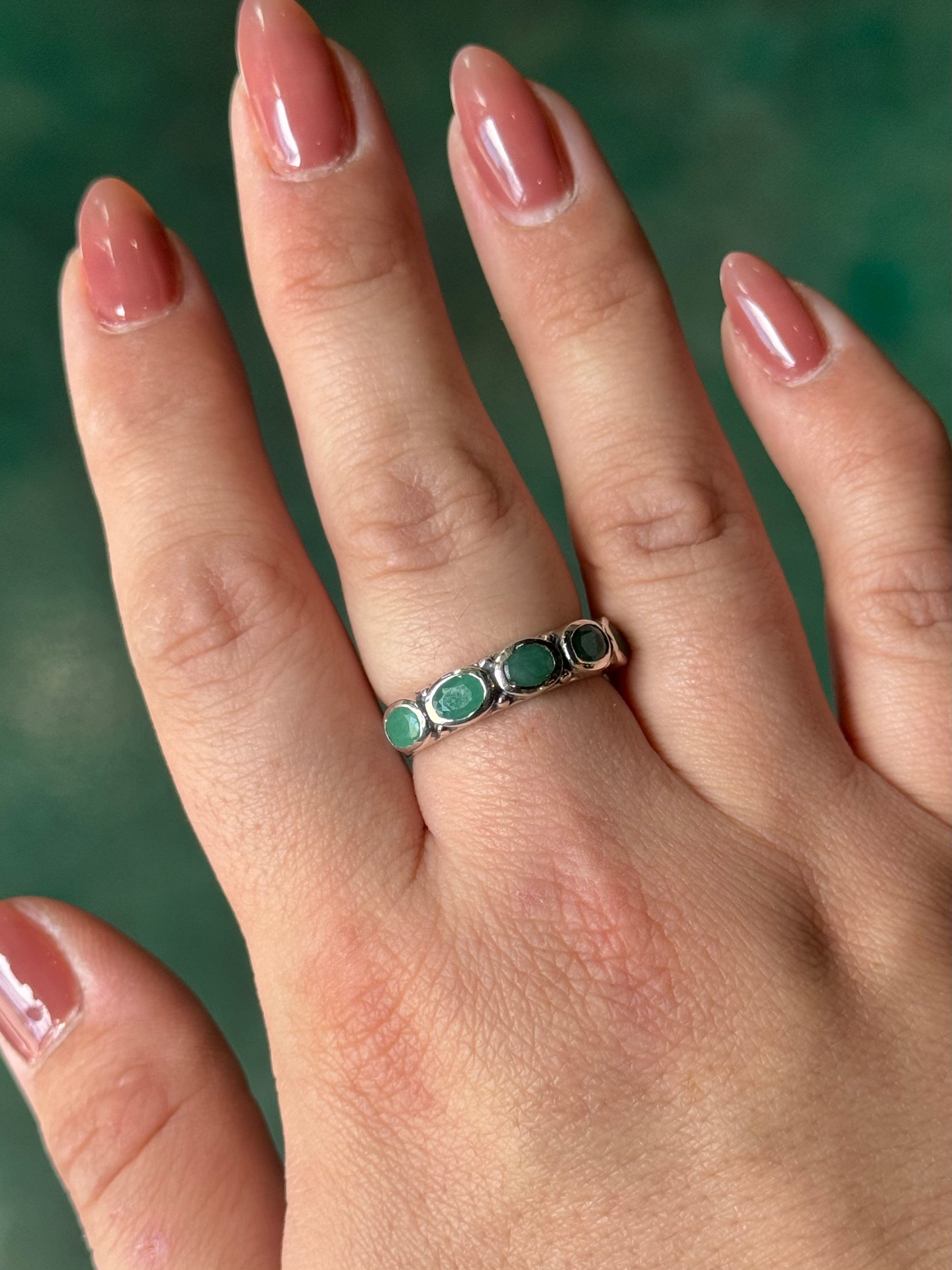 •EMERALD - DIADEM• sterling silver ring (various sizes)