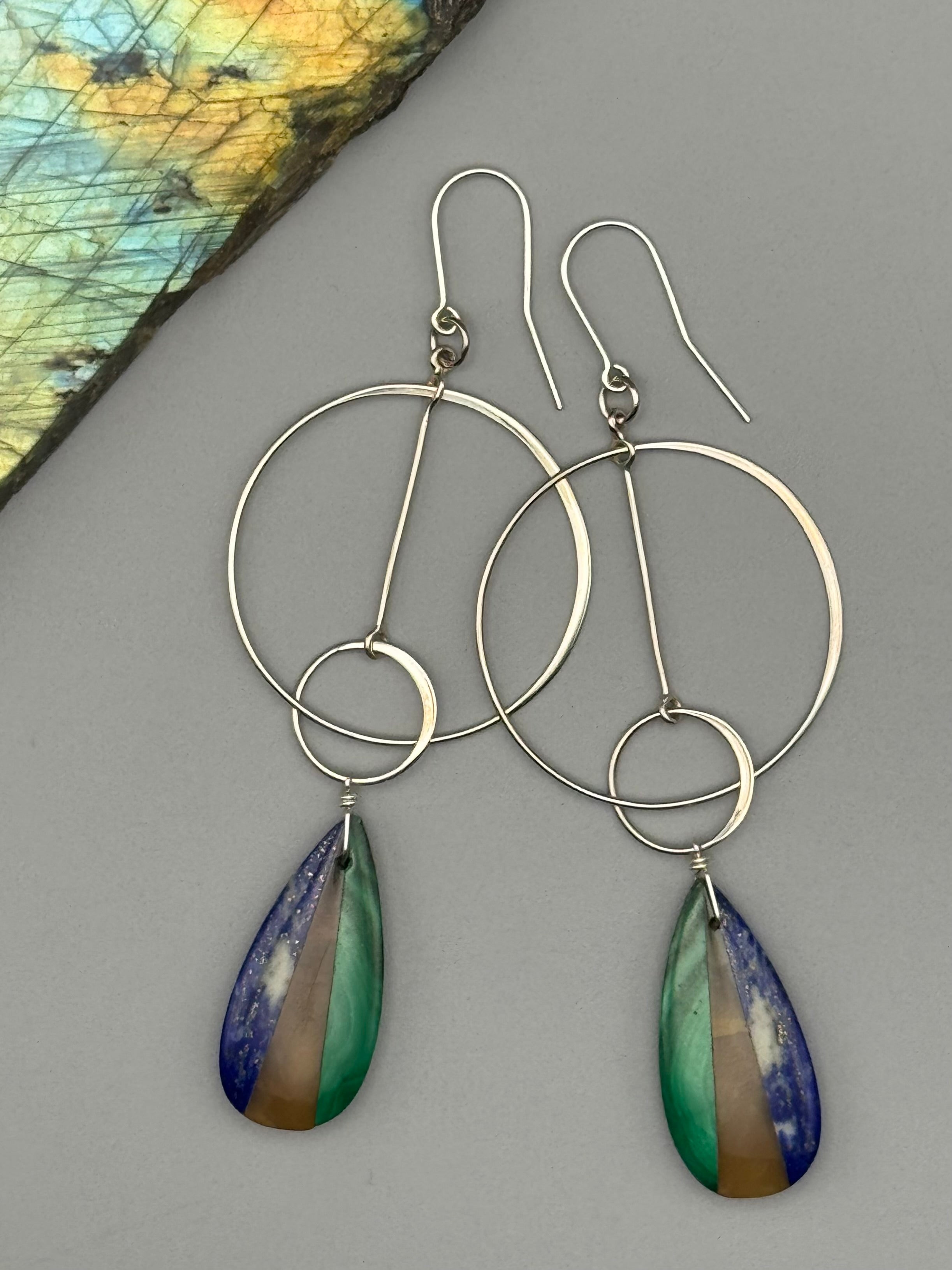 •HOOP SWING• intarsia + silver earrings