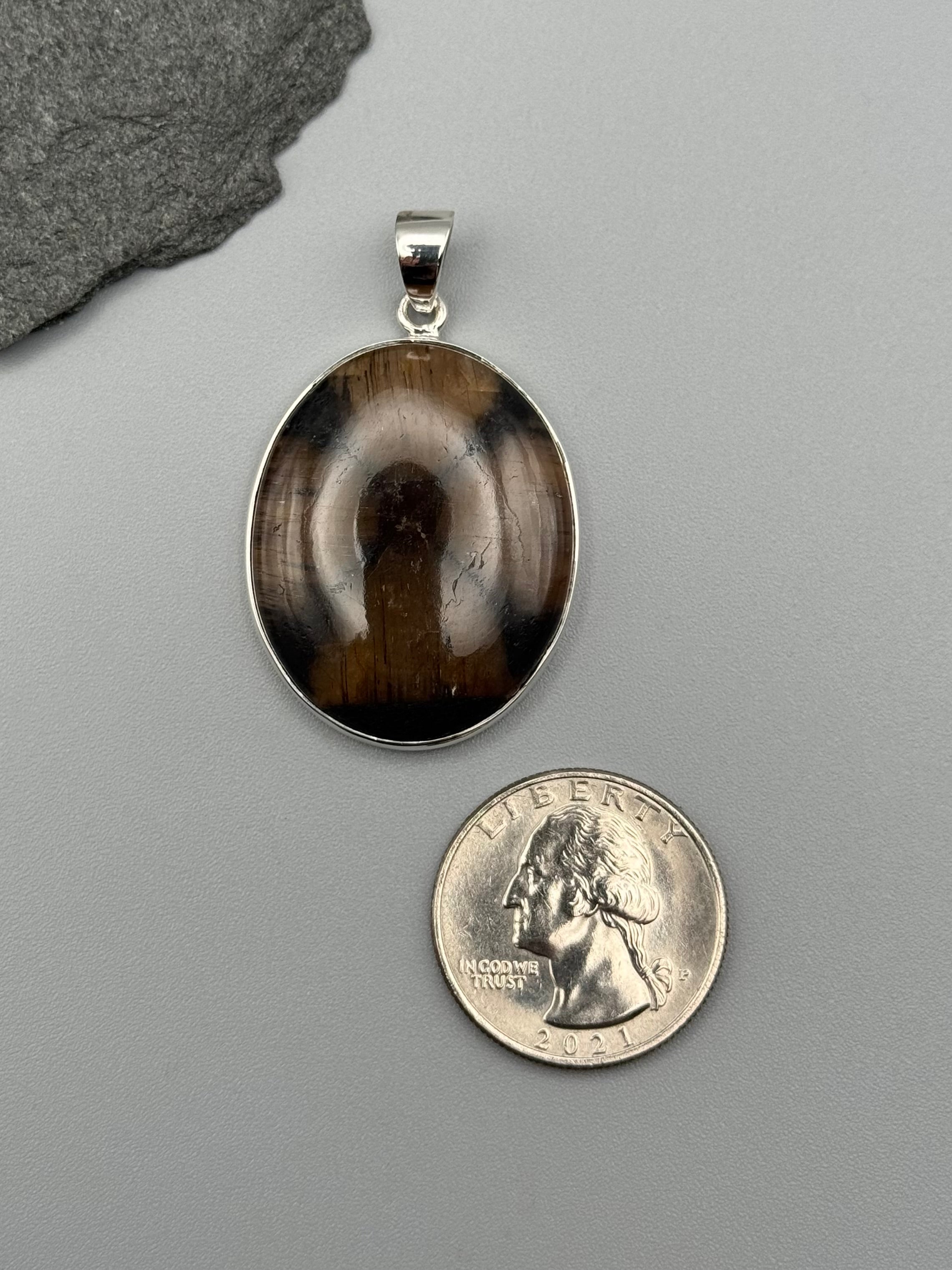 •CHIASTOLITE - OVAL• sterling silver pendant