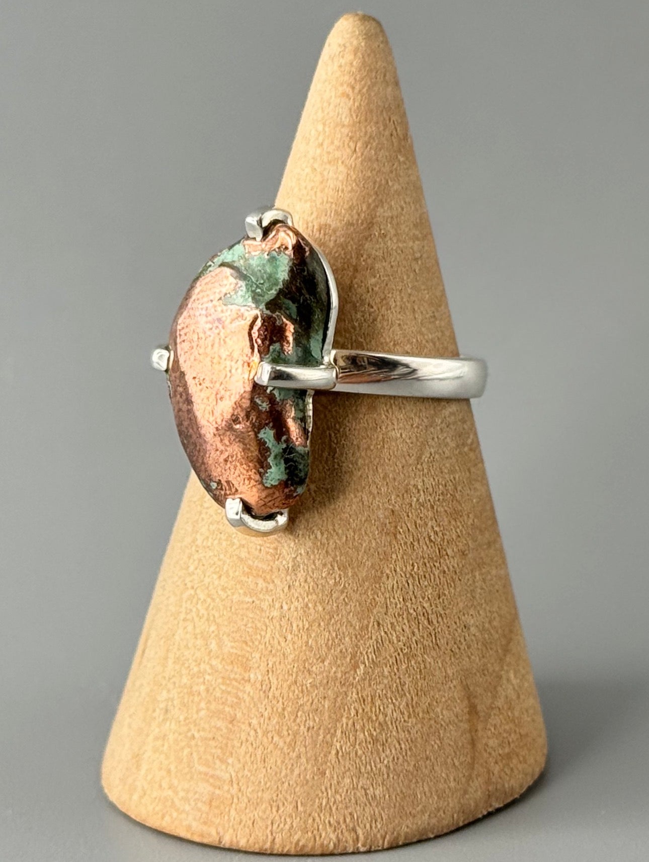 •COPPER SPLASH• prong set silver ring (size 6)