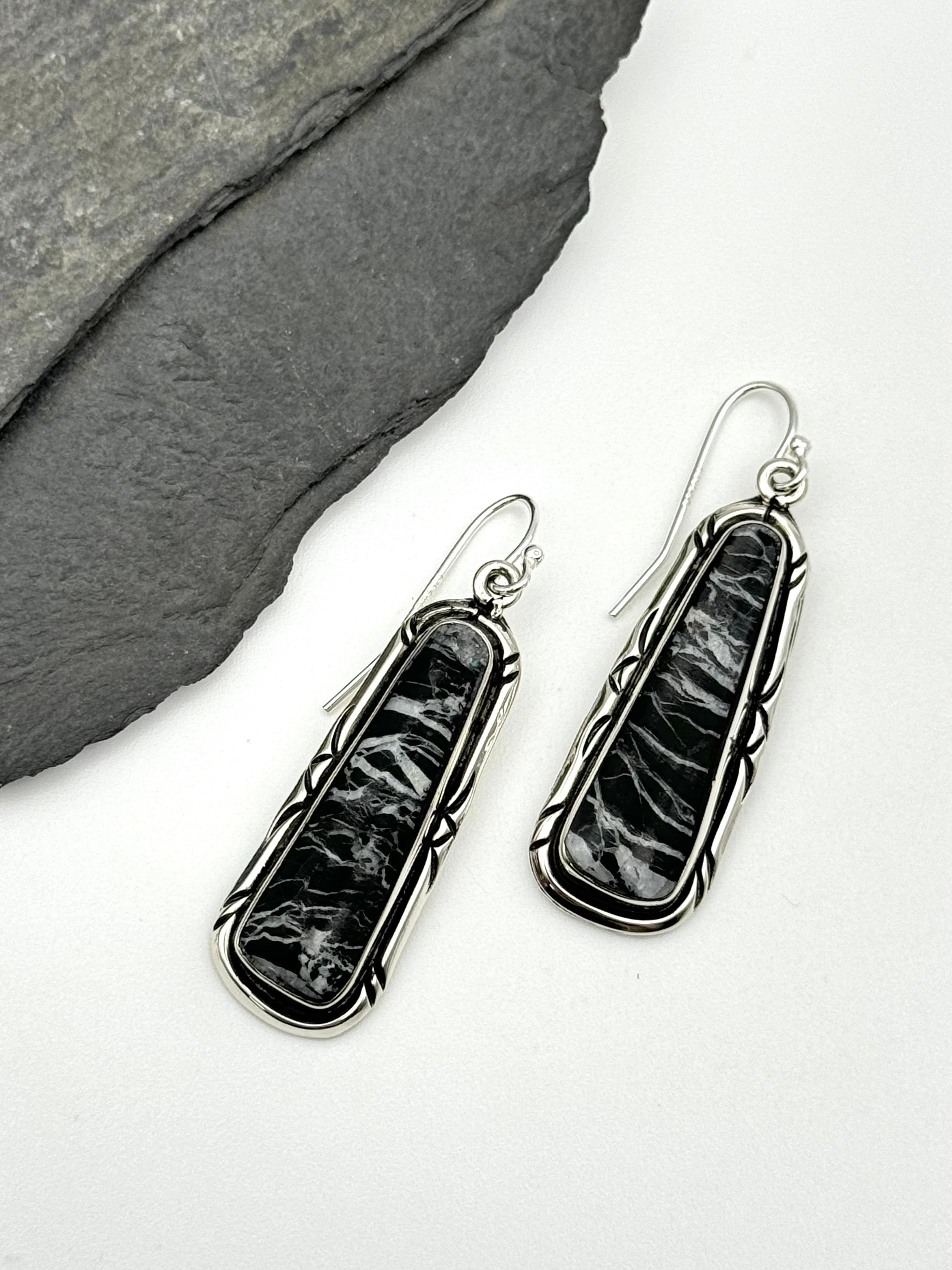 •WHITE BUFFALO TOWER - 1• Navajo silver dangle earrings