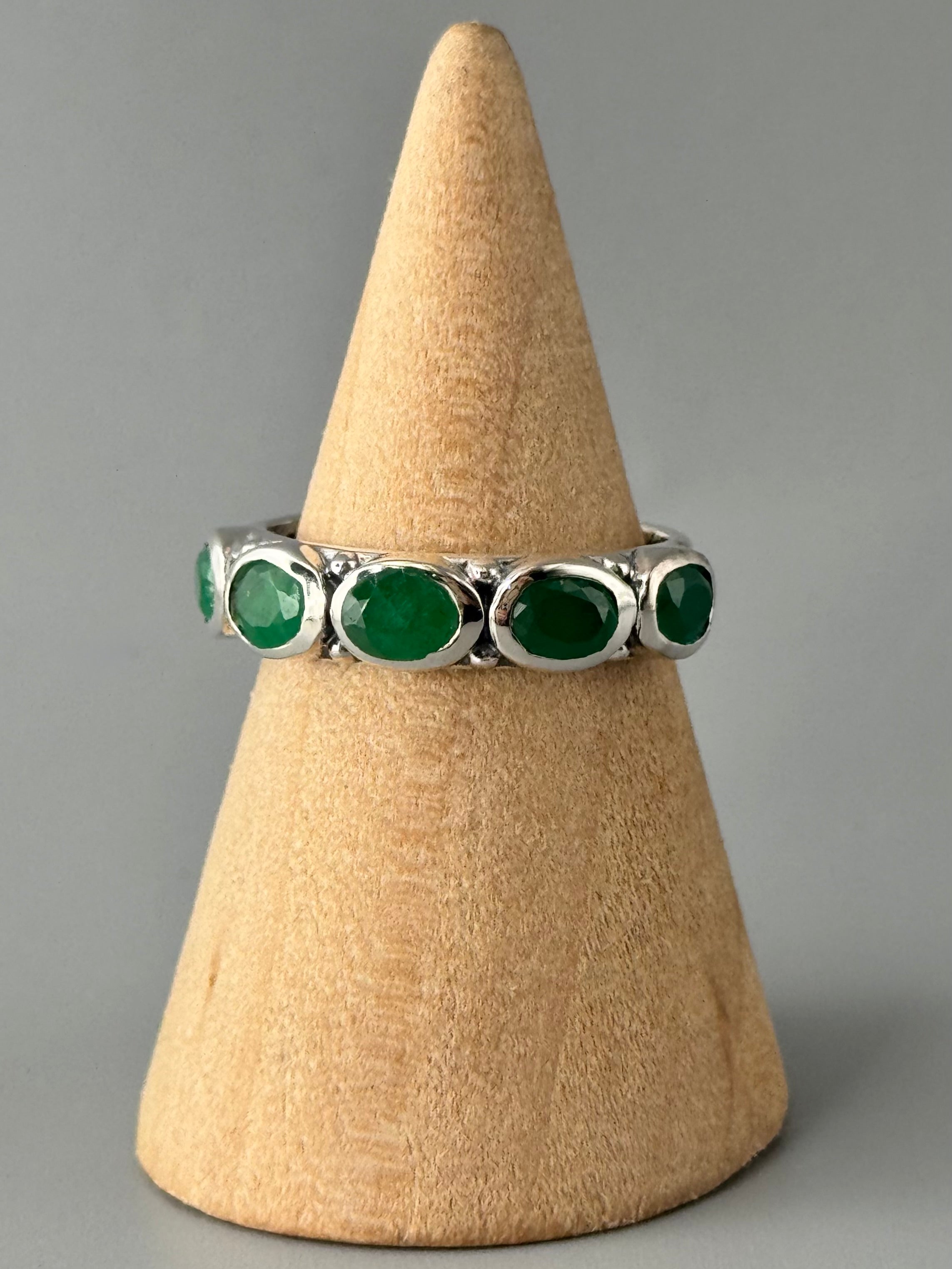 •EMERALD - DIADEM• sterling silver ring (various sizes)