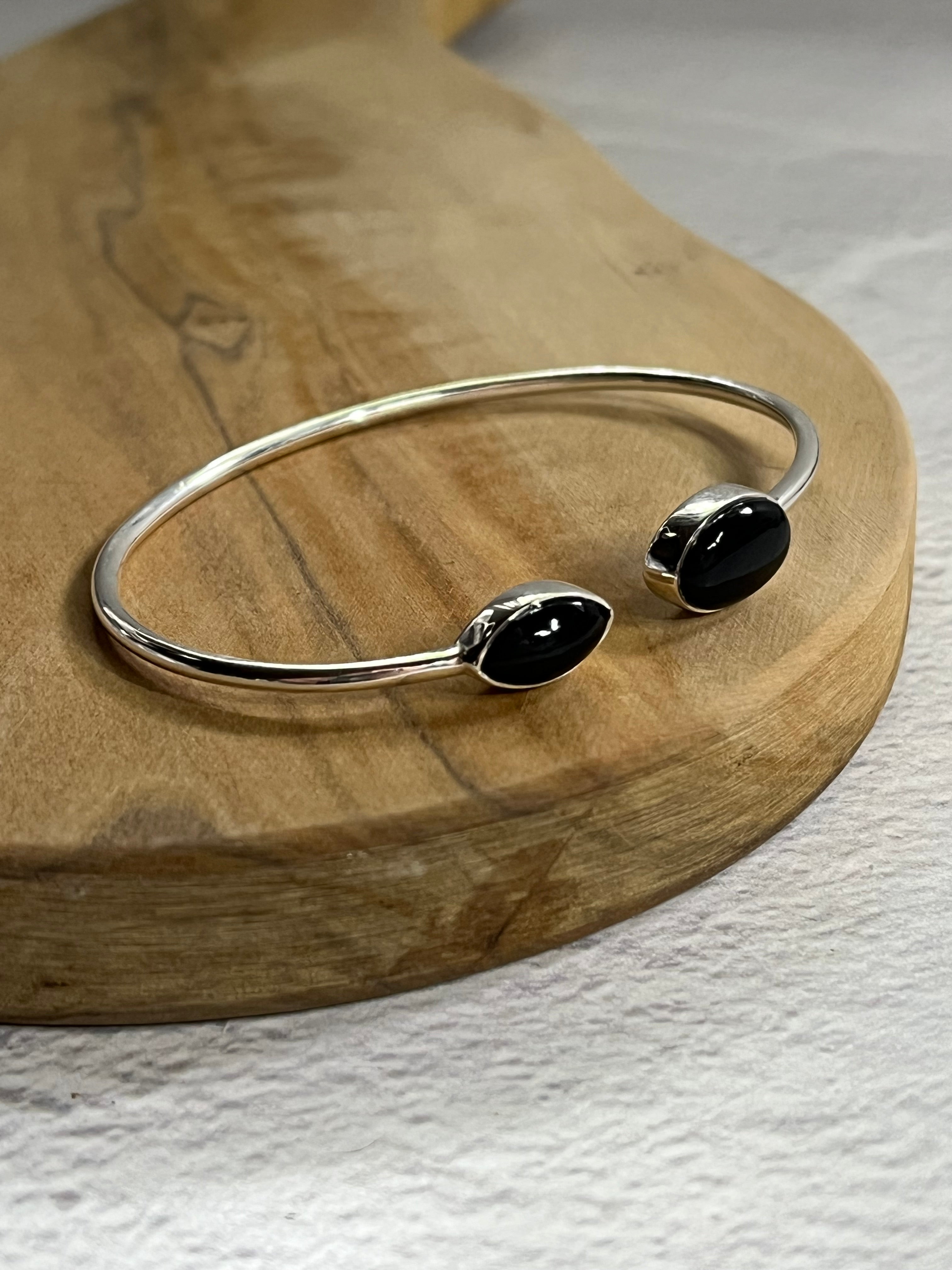 •EYE + OVAL• black tourmaline + silver twist-on cuff bracelet