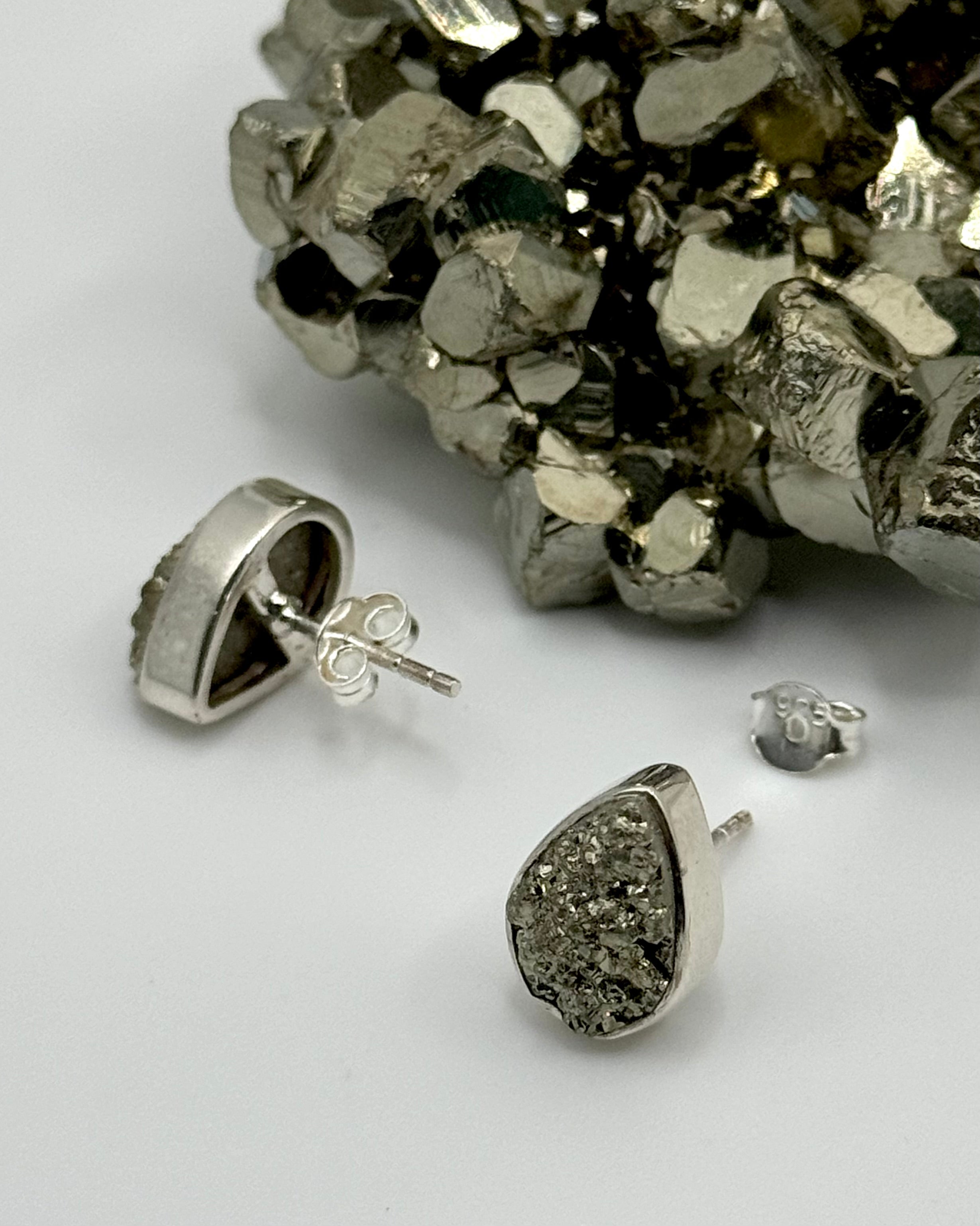 •PYRITE - TEARDROP• silver bezel set stud earrings