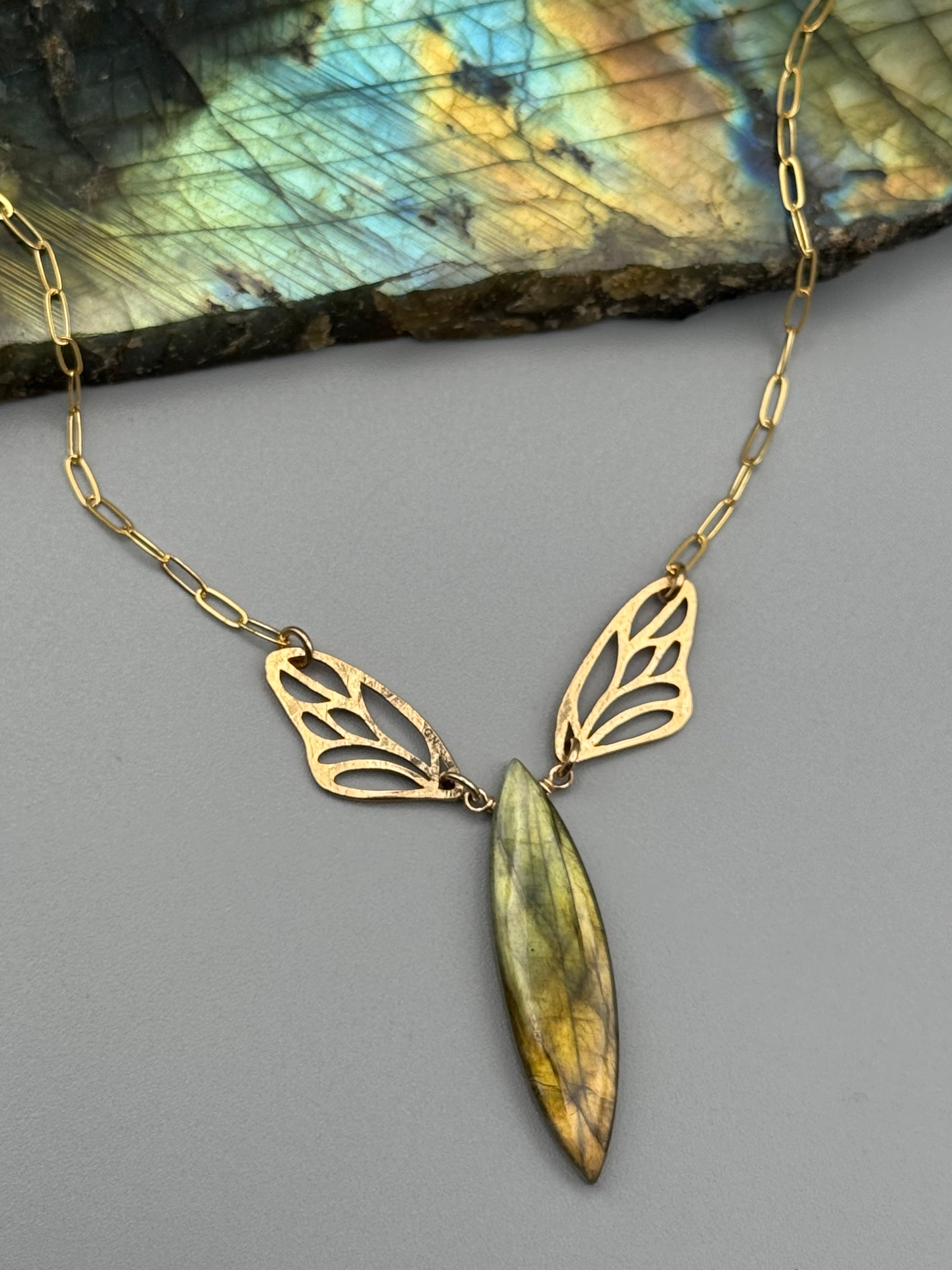 •METAMORPH• golden labradorite + gold necklace (16"-18" long)