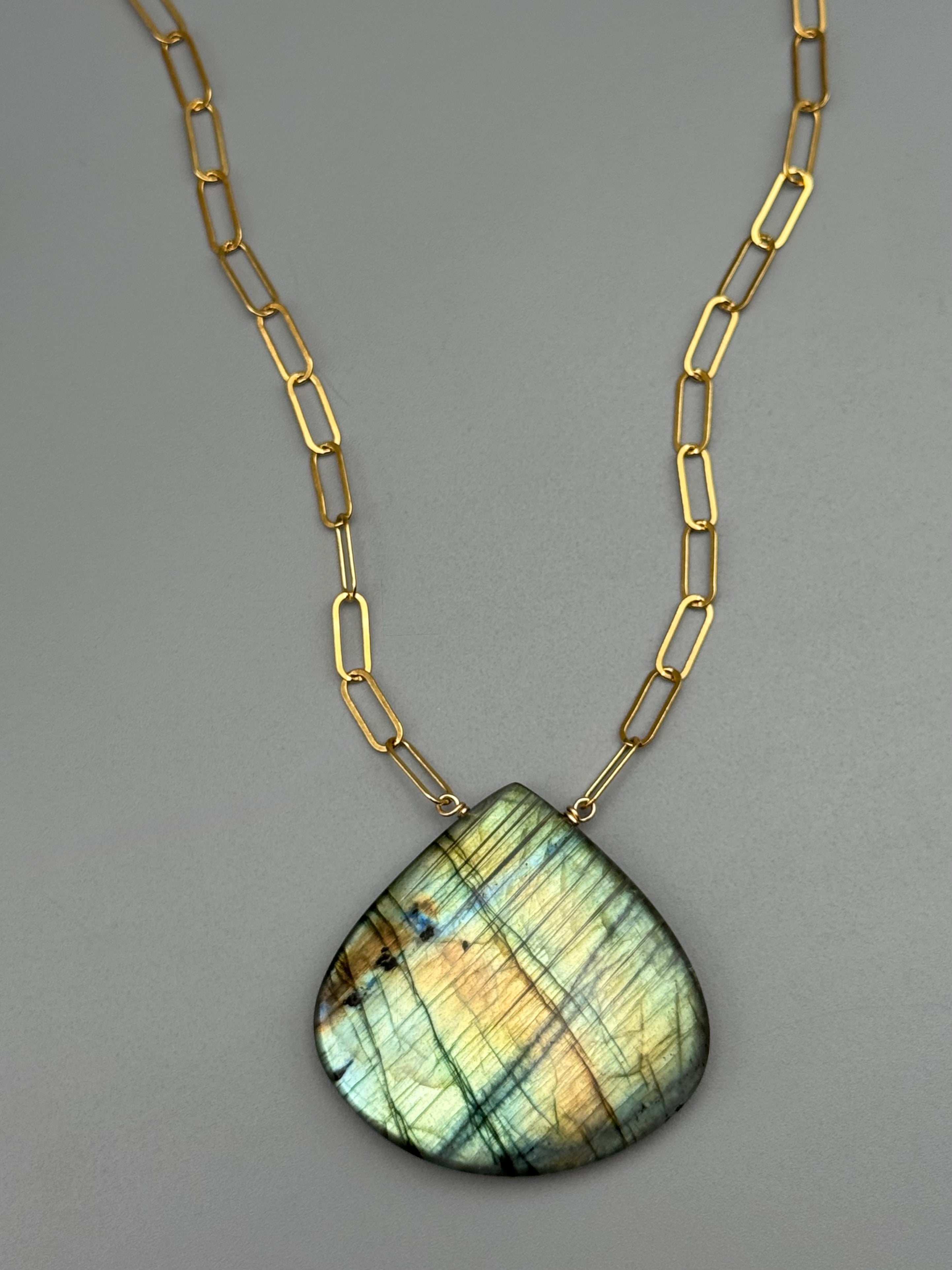•AEON• labradorite + gold necklace (16"-18" long)