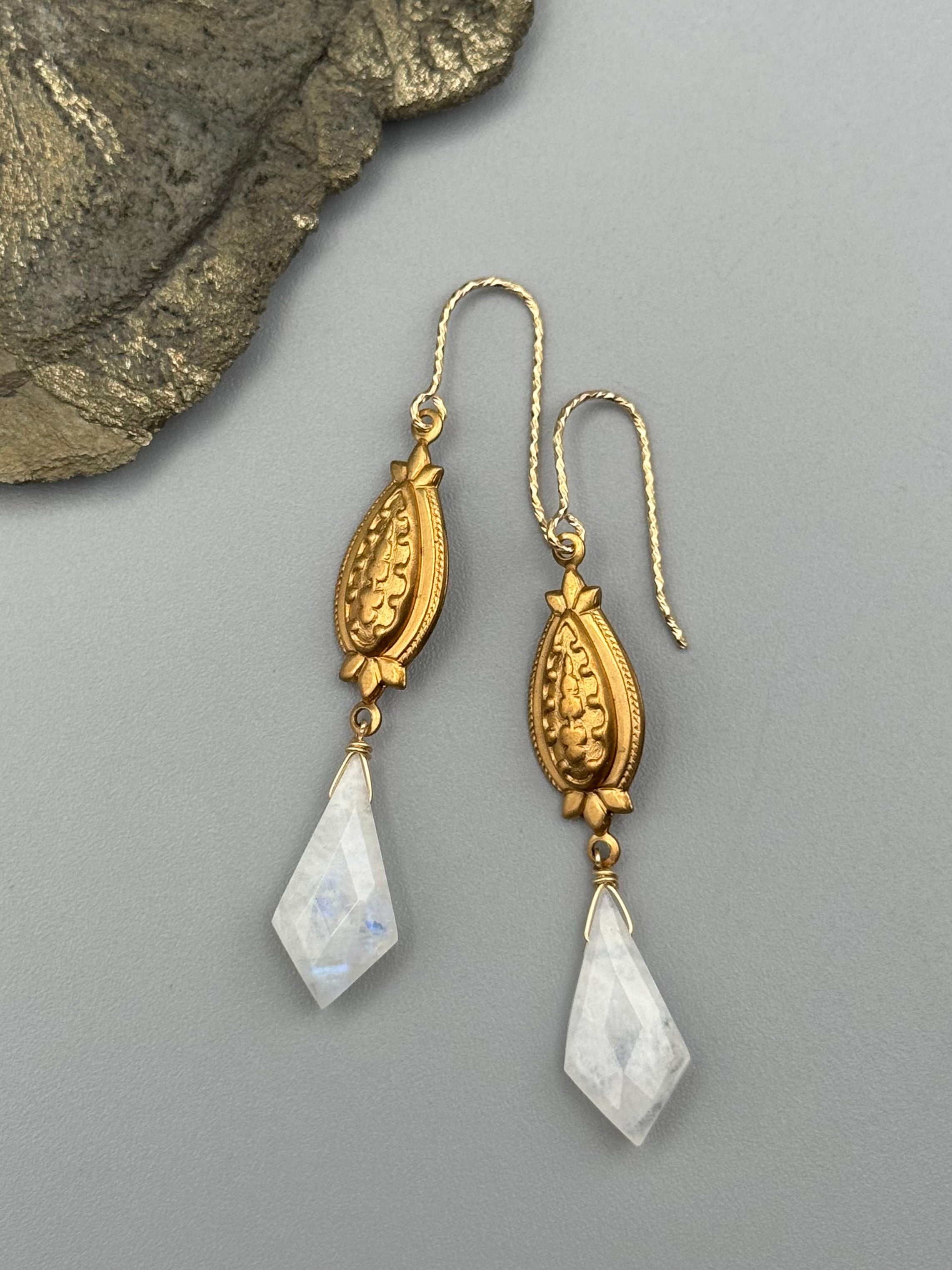 •CONTESSA• rainbow moonstone kite + gold earrings