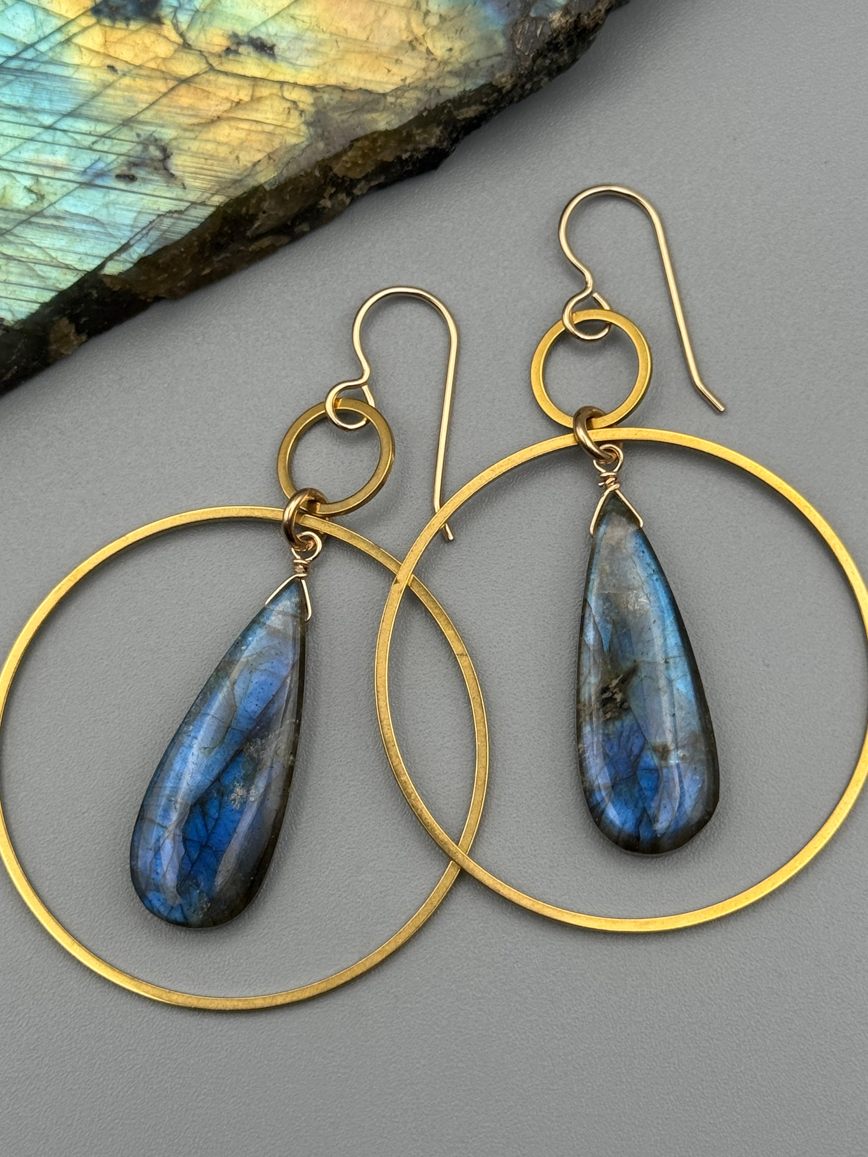 •EQUA-LUNA• labradorite tear + gold earrings