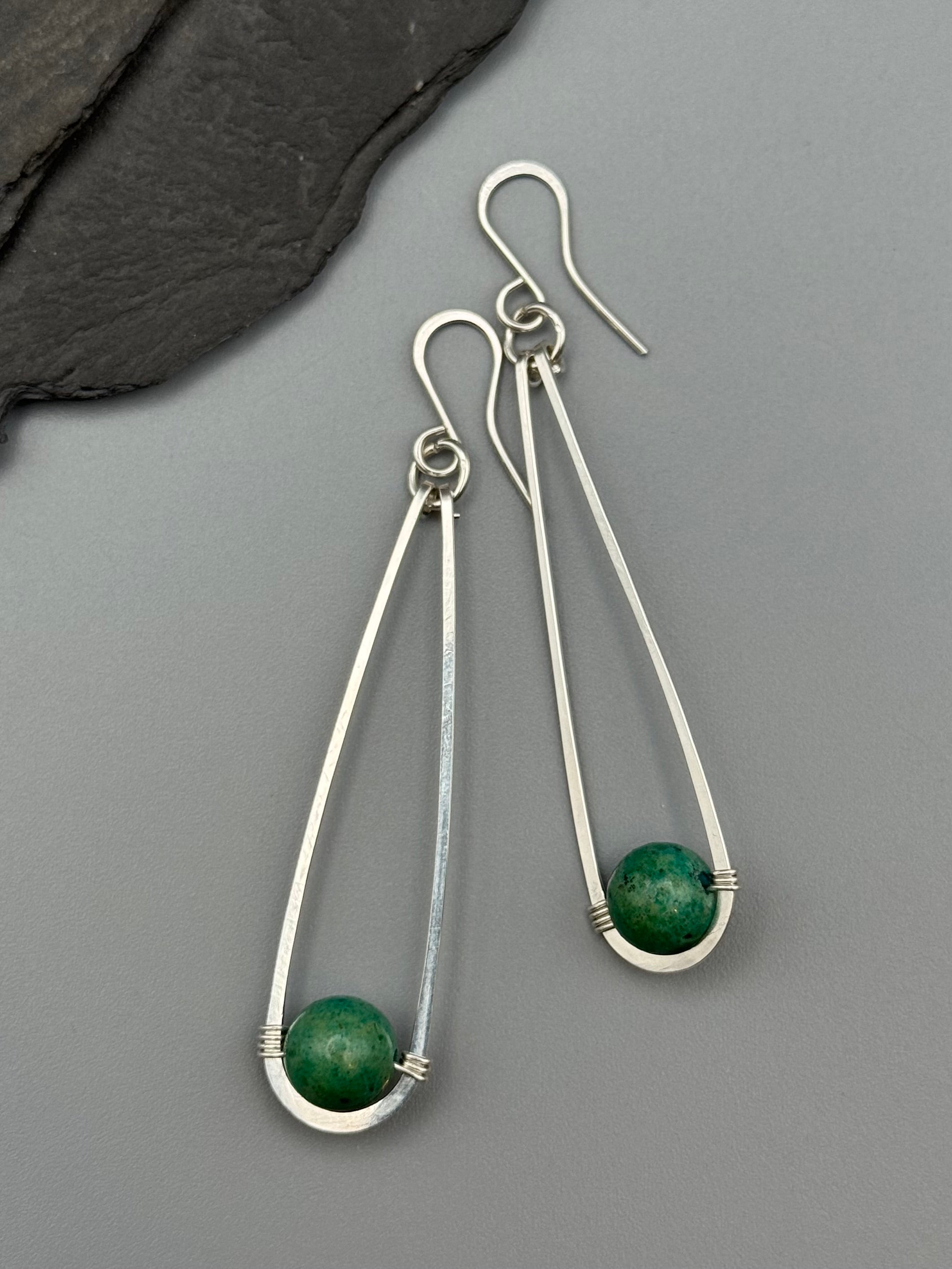 •PENDULUM• turquoise + silver dangle earrings