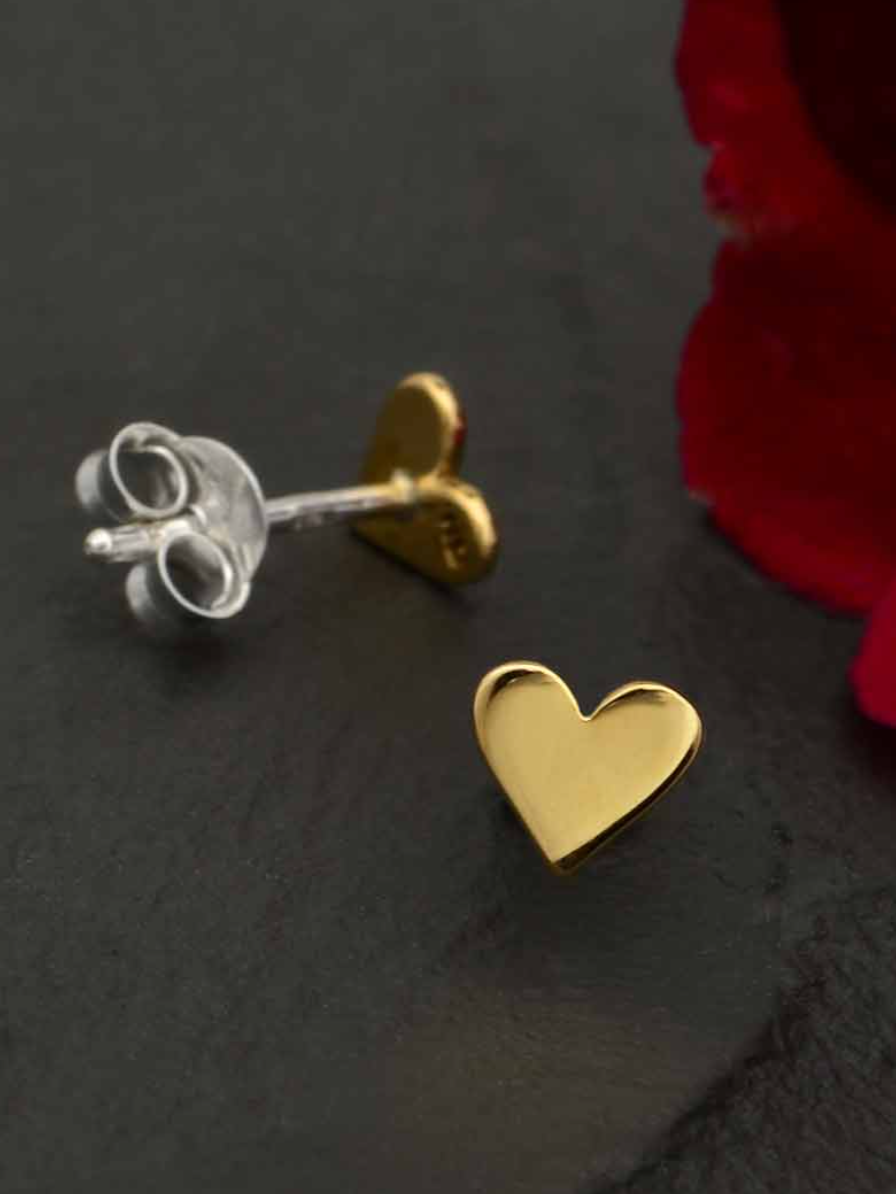 •TINY HEART• bronze stud earrings