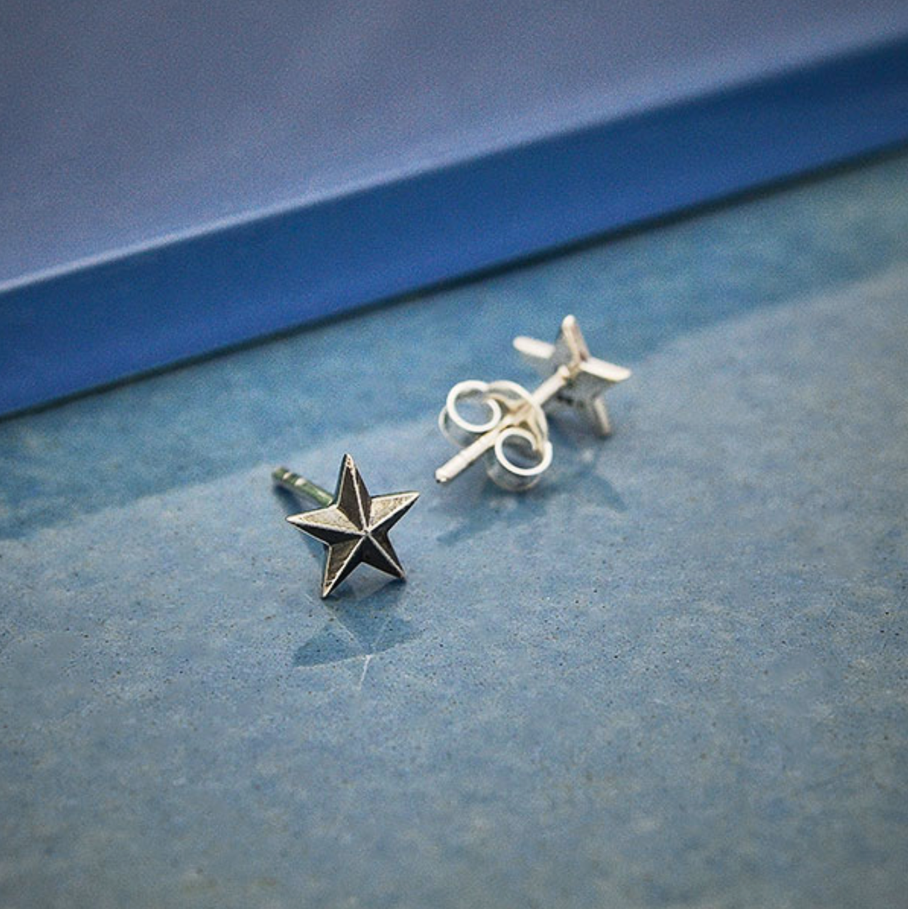• SMALL NAUTICAL STAR • silver stud earrings