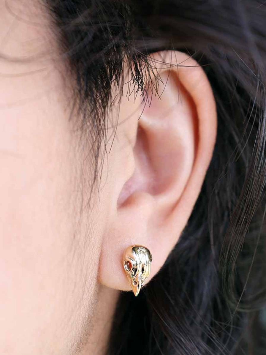 •SPARROW SKULL• bronze stud earrings