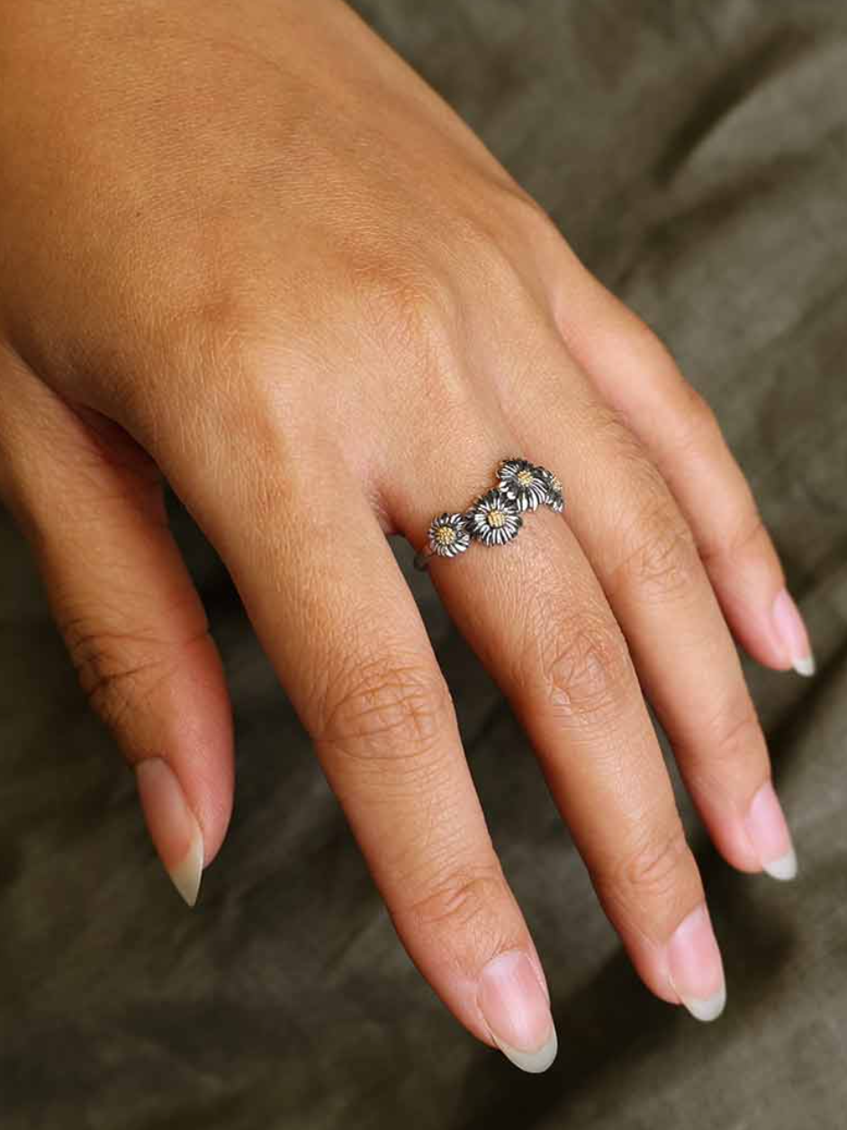 •DAISY CHAIN• recycled silver + bronze ring