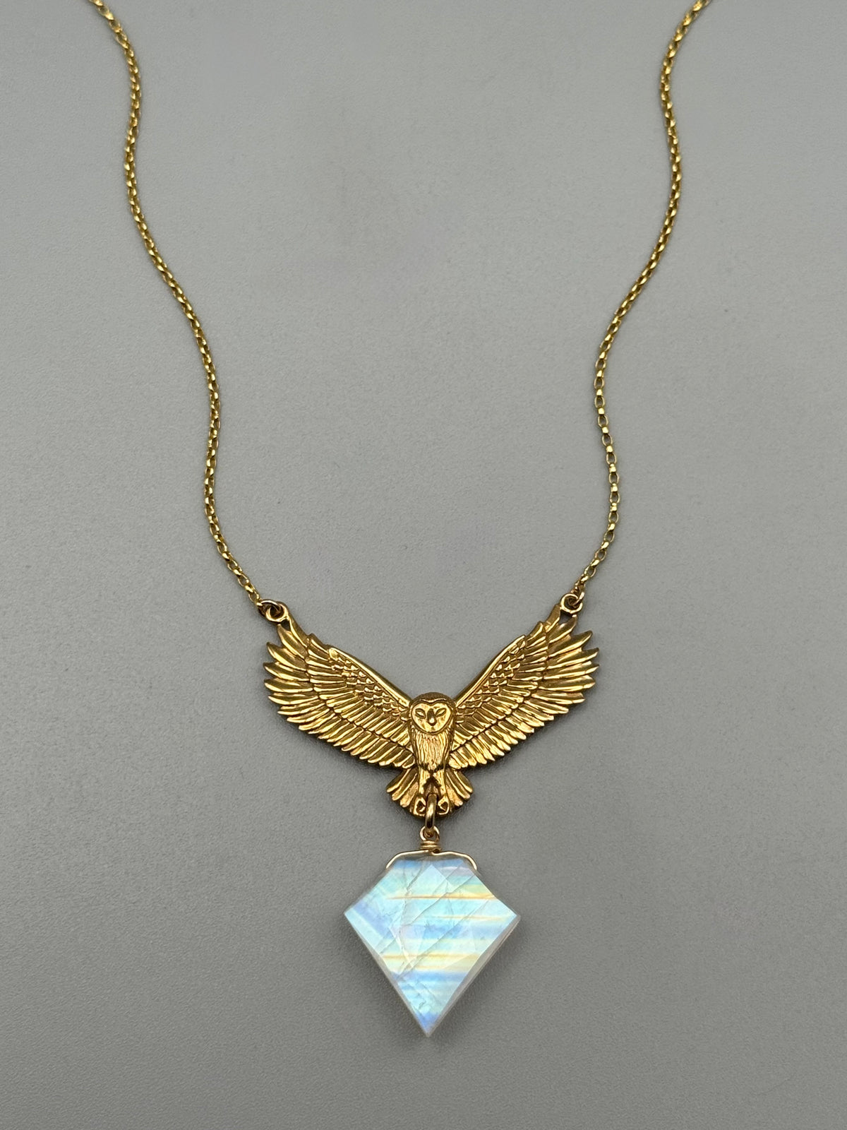 •NOCTURNA• rainbow moonstone + gold necklace (16"-18" long)