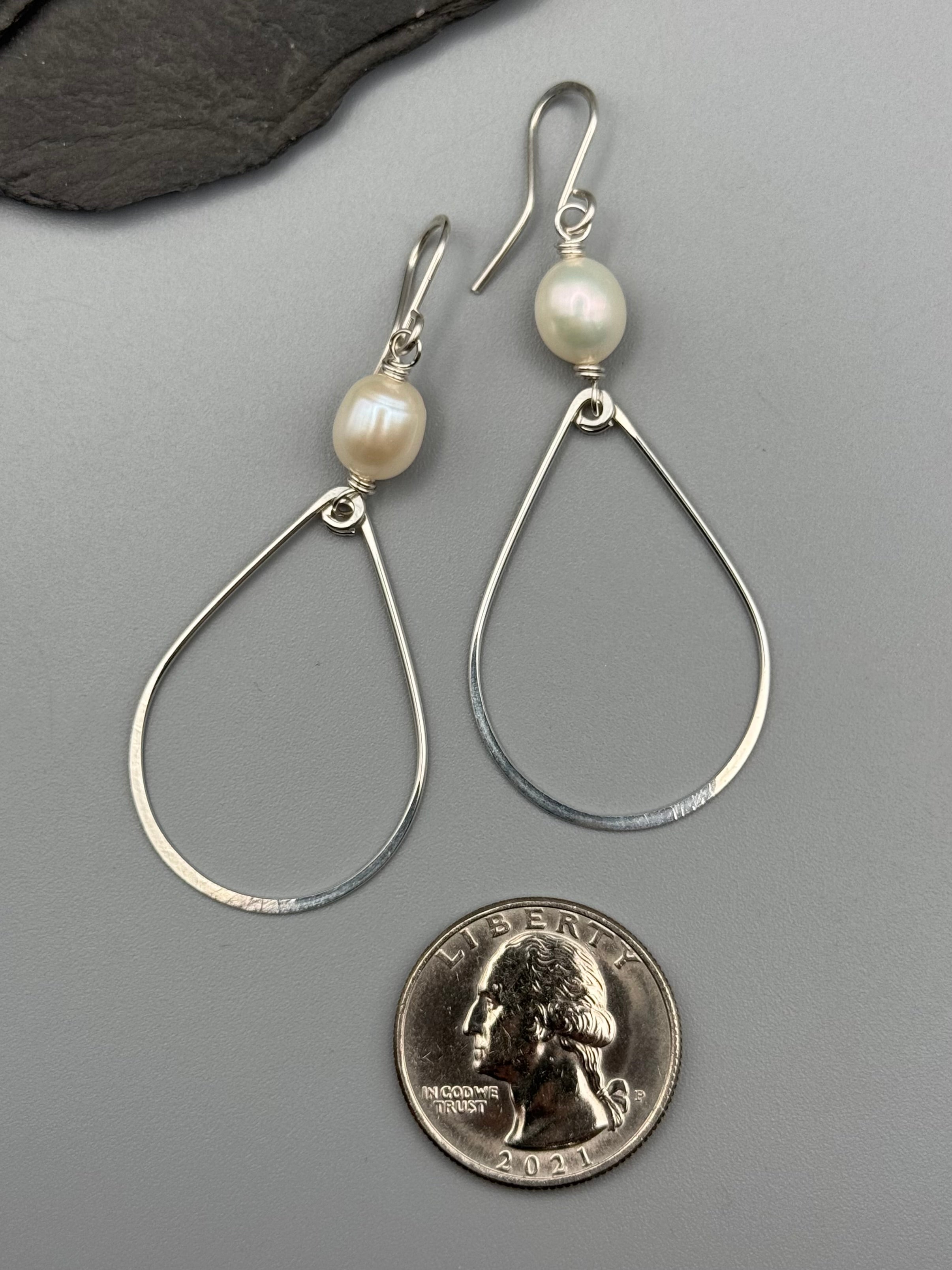 •TEARDROP• pearl + silver dangle earrings