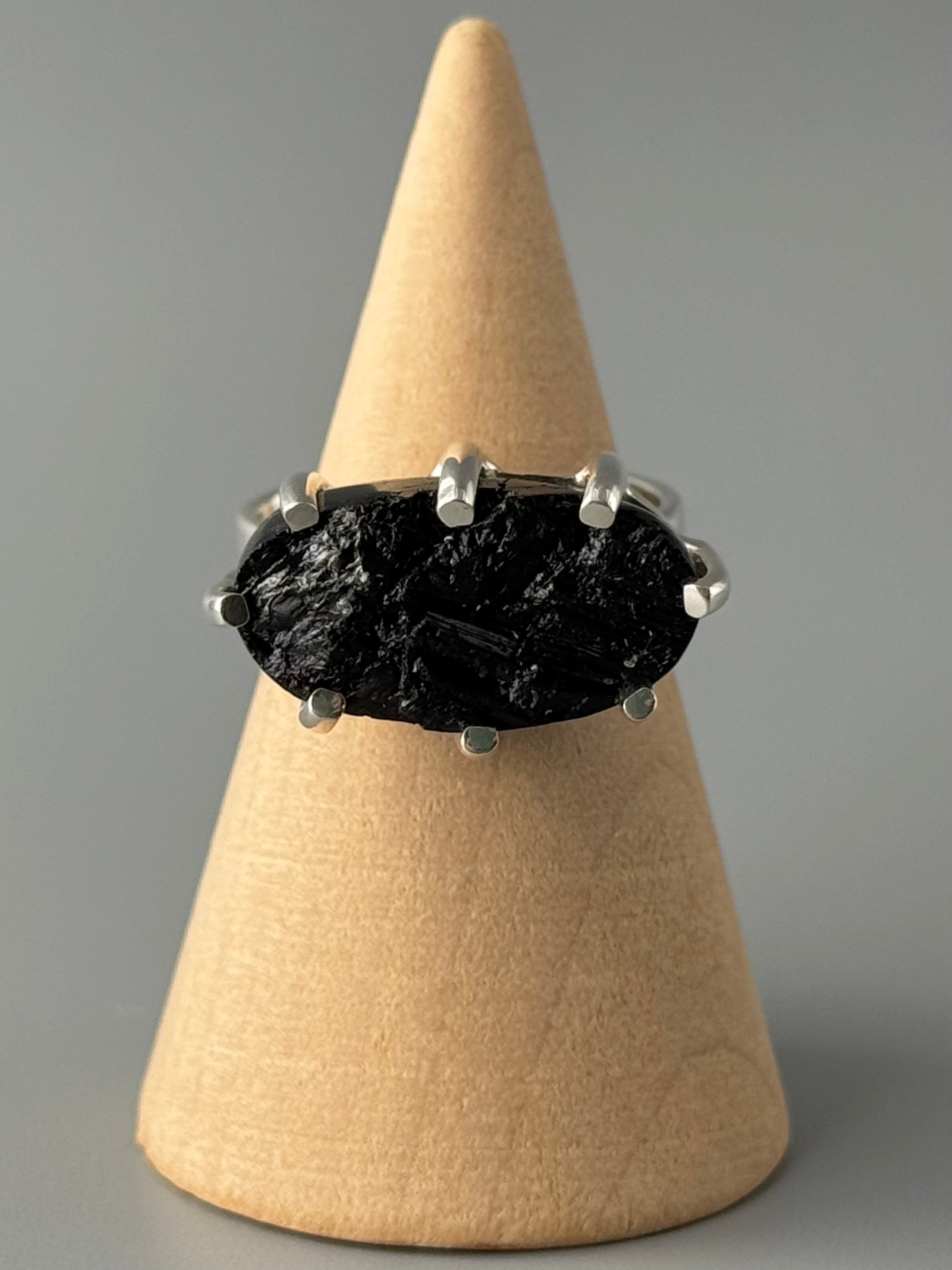 •BLACK TOURMALINE - BATTLESHIP• prong set silver ring (size 8)