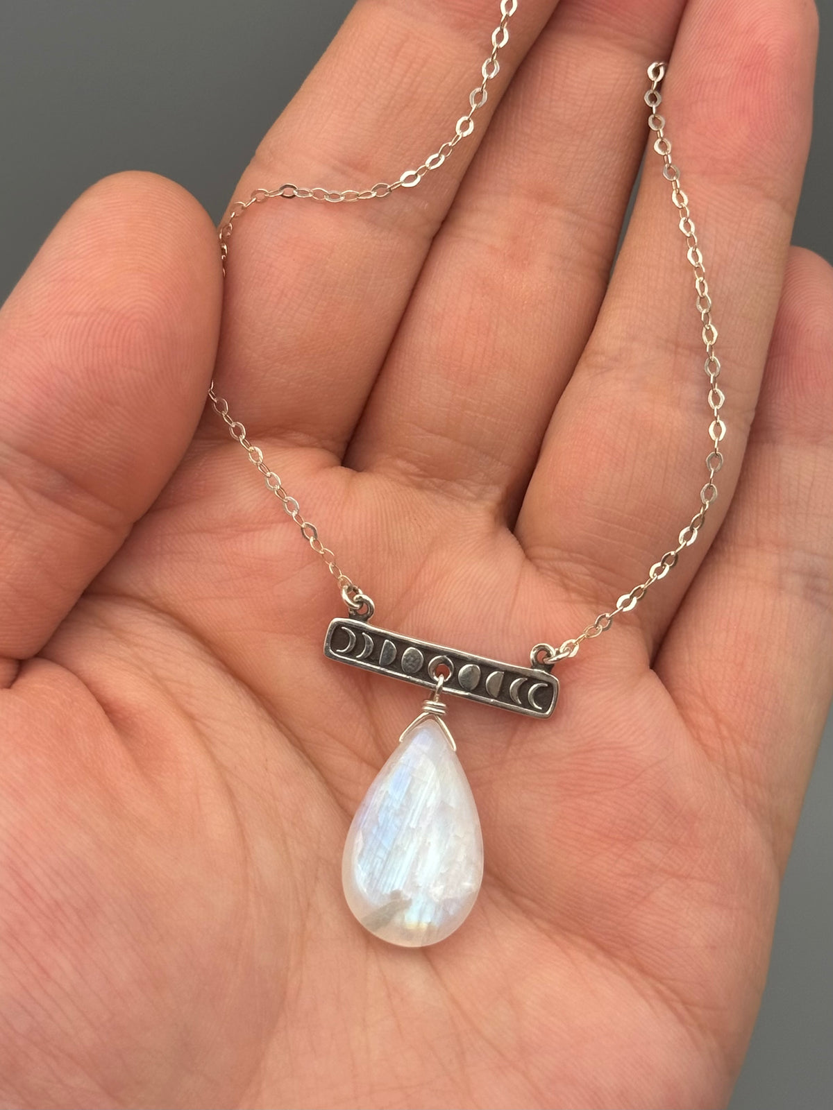 •NYX• rainbow moonstone + silver necklace (17"-19" long)