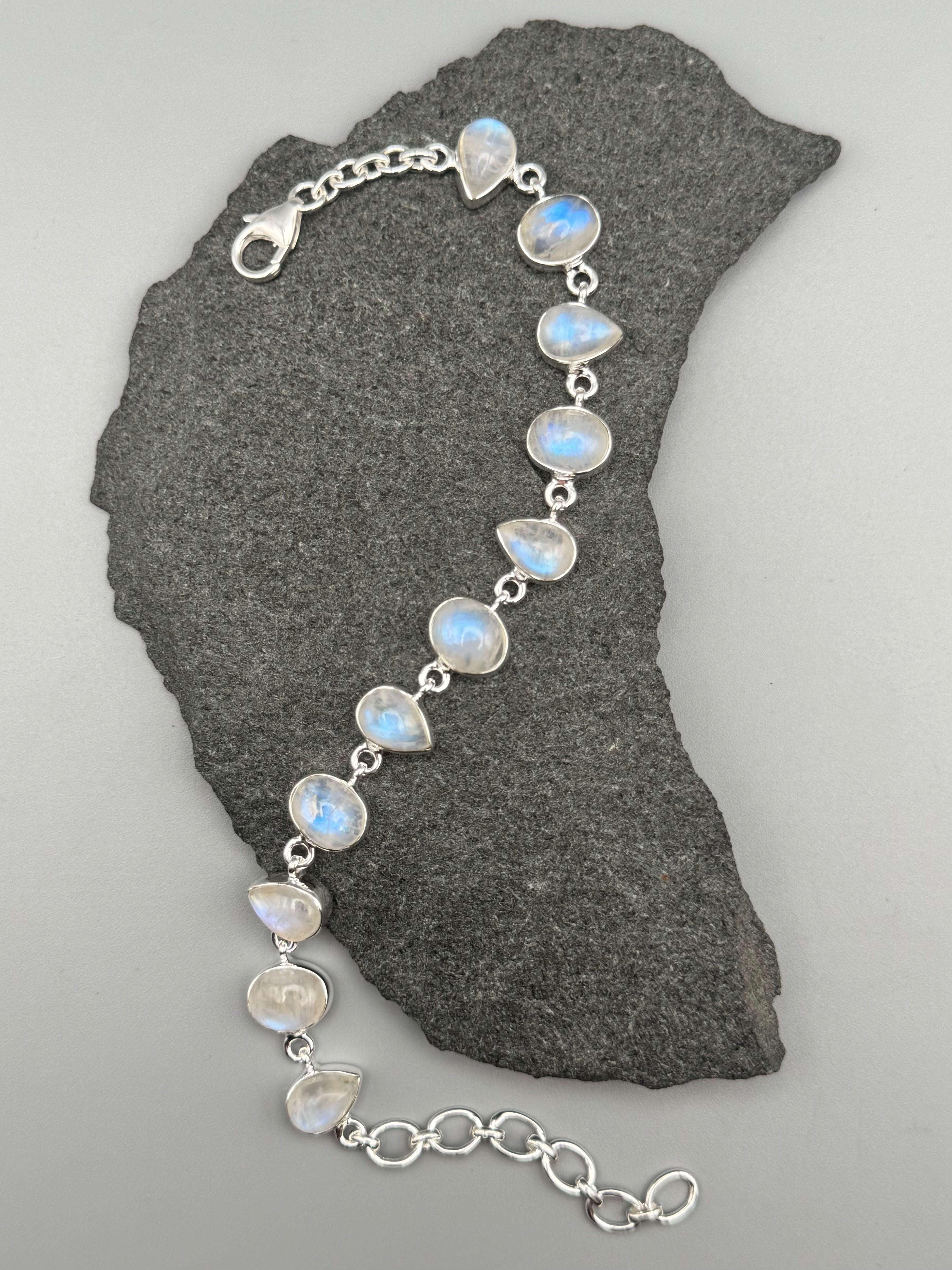 •RAINBOW MOONSTONE - LIL' GEO MIX• linked silver bracelet (7.25" - 9")