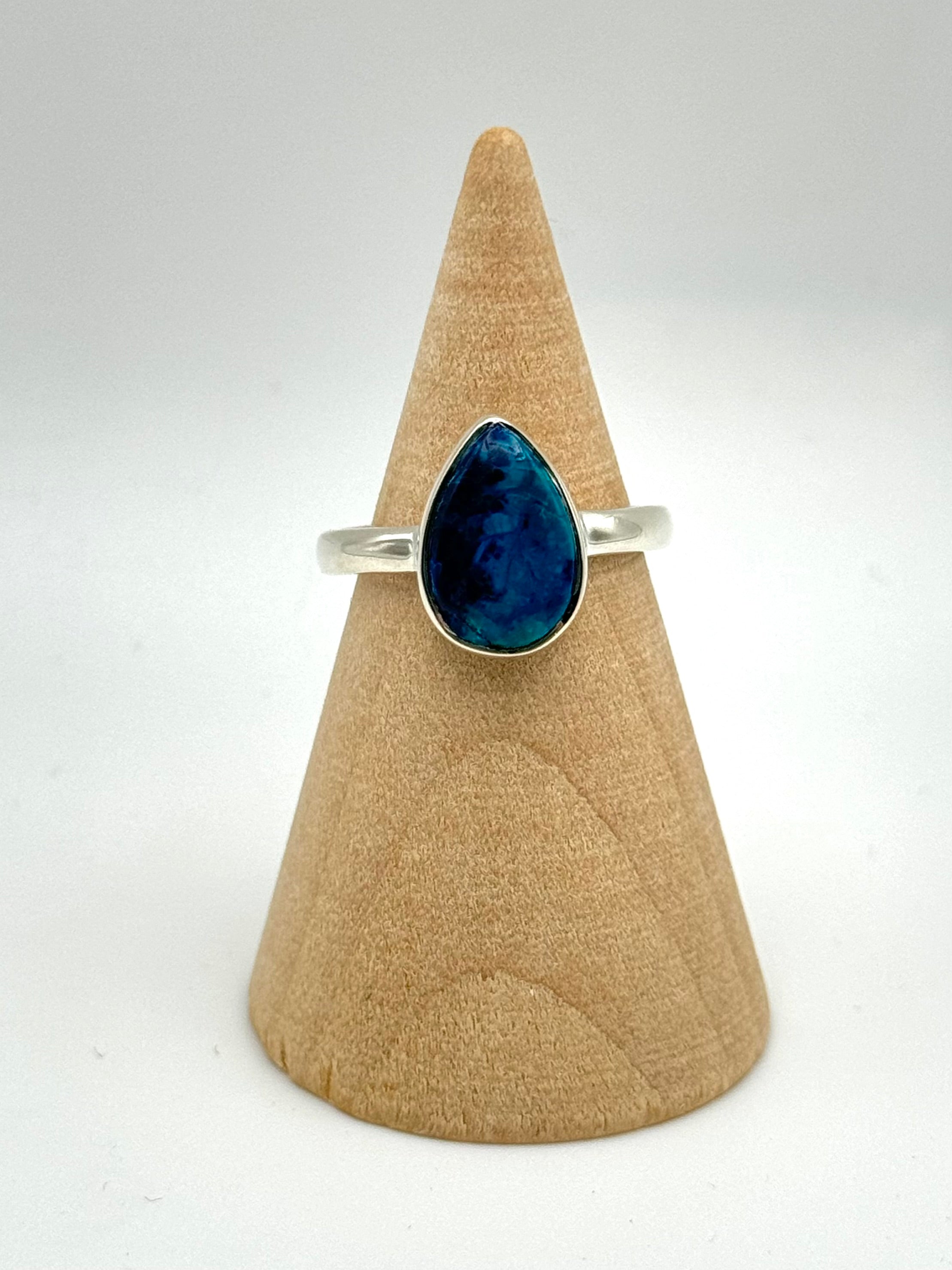 •SHATTUCKITE - MEDIUM TEARDROP• silver ring (size 6.5)