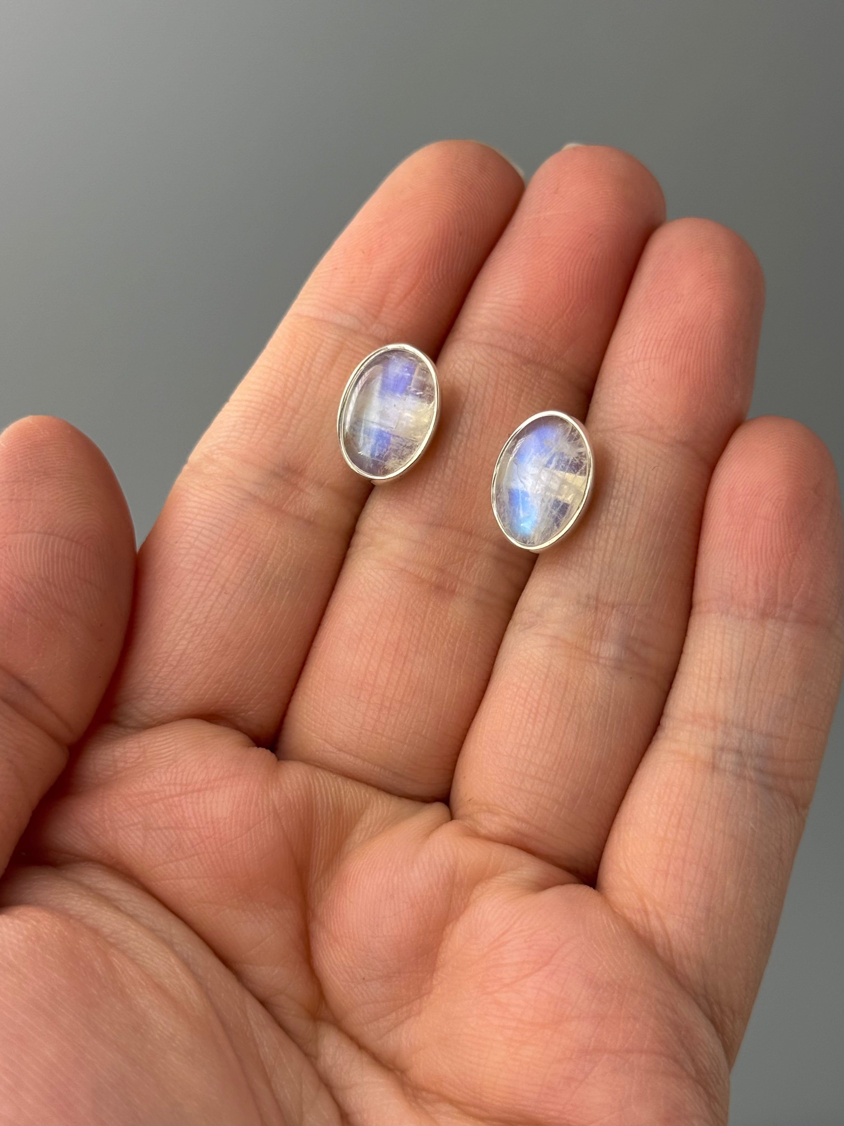 •RAINBOW MOONSTONE - OVAL• silver bezel set stud earrings
