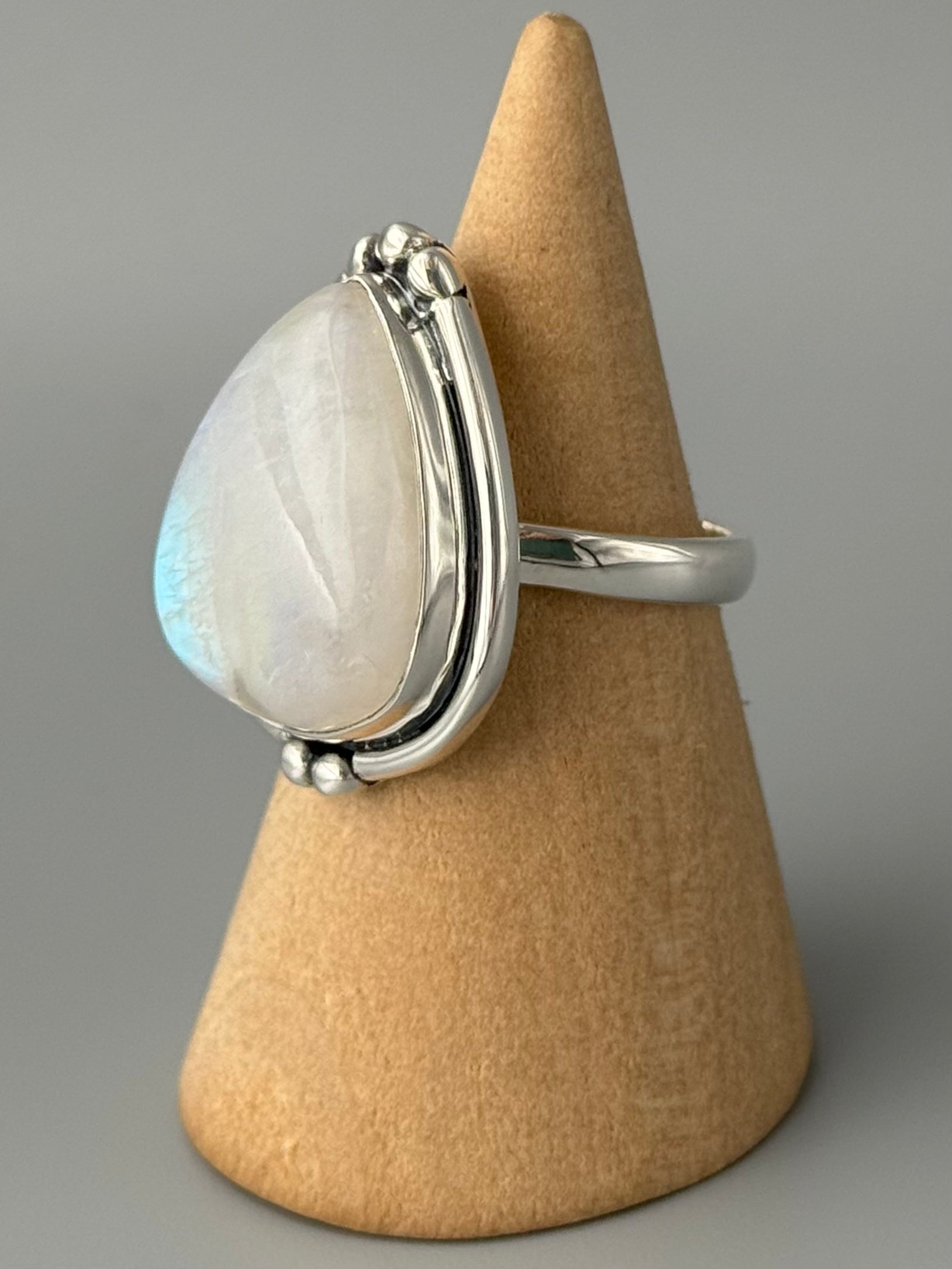•RAINBOW MOONSTONE - LOOKING GLASS• double bezel silver ring (size 7.25)