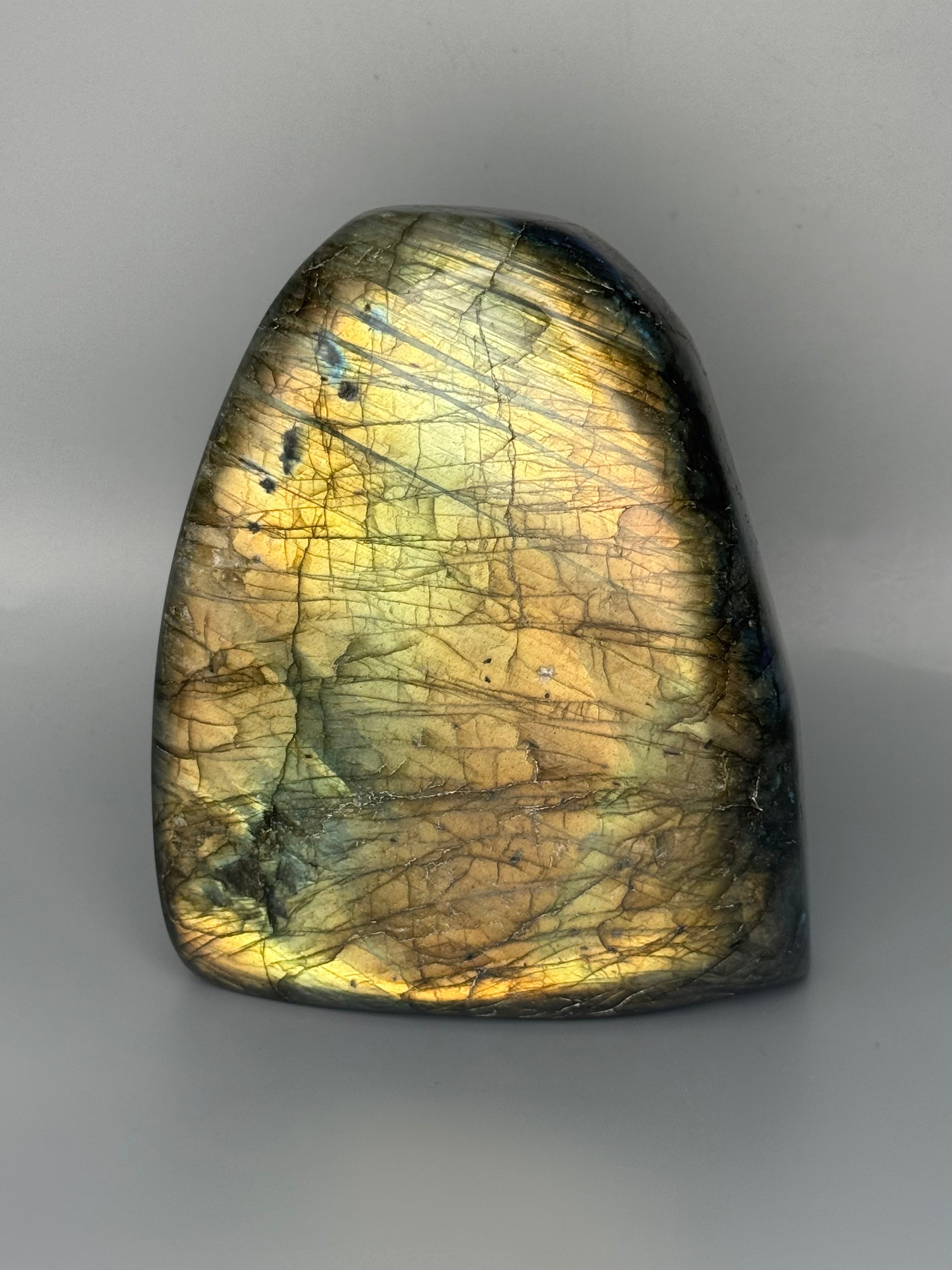 •LABRADORITE• smooth freeform