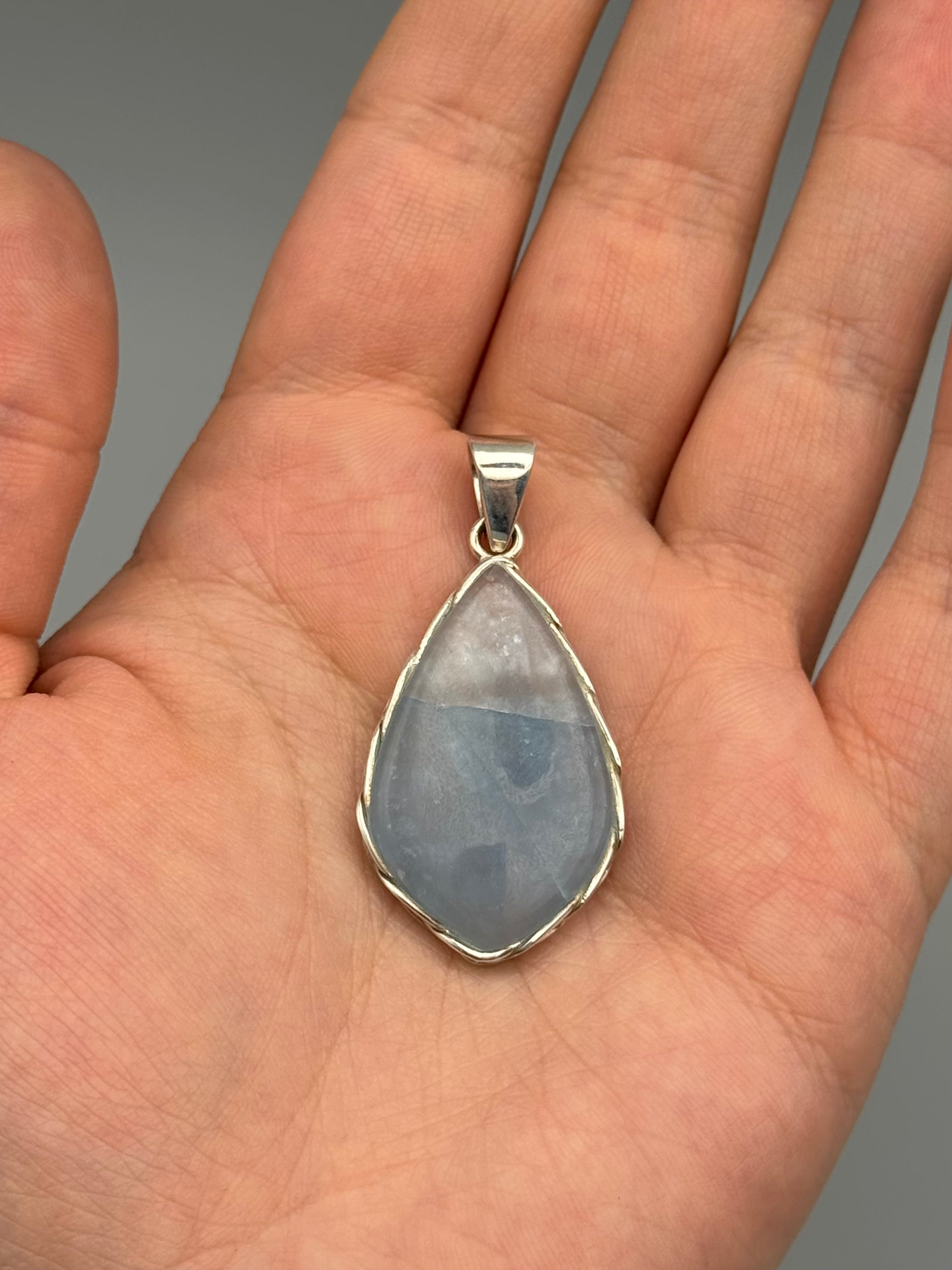 •AQUAMARINE - SOFT KITE• braided bezel silver pendant