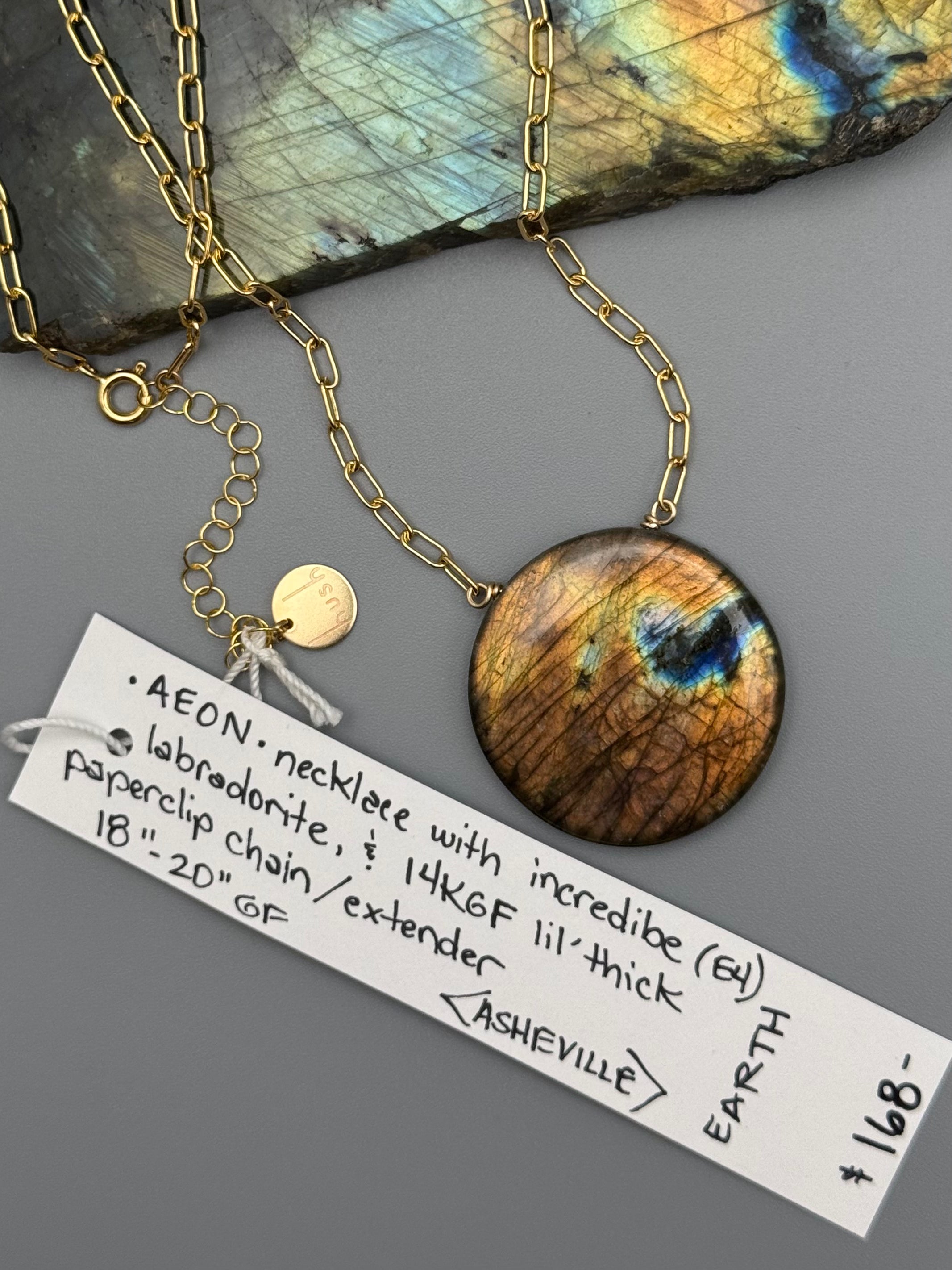 •AEON• labradorite + gold necklace (18"-20" long)