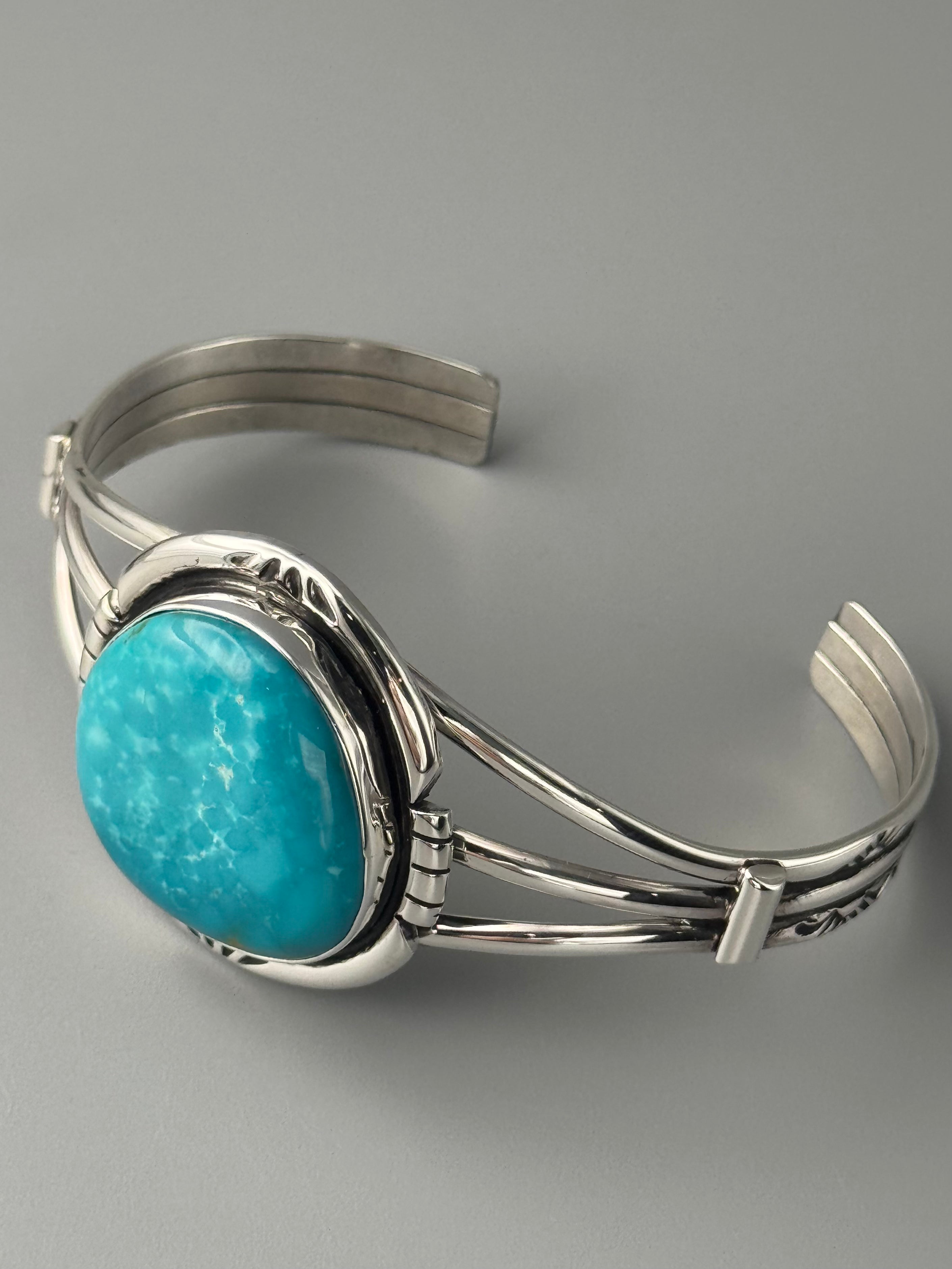 •KINGMAN TURQUOISE - BIG MOUNTAIN• Navajo sterling silver cuff bracelet (7.25" +/-)