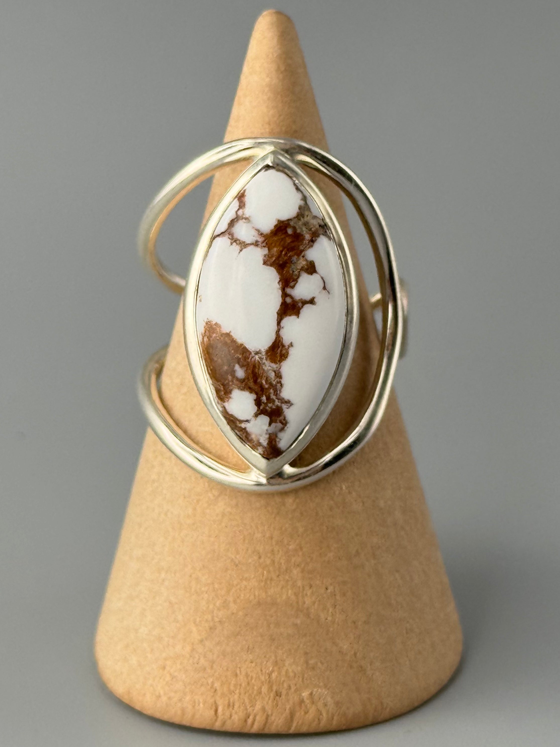 •WILD HORSE JASPER - ROUNDABOUT• adjustable silver ring
