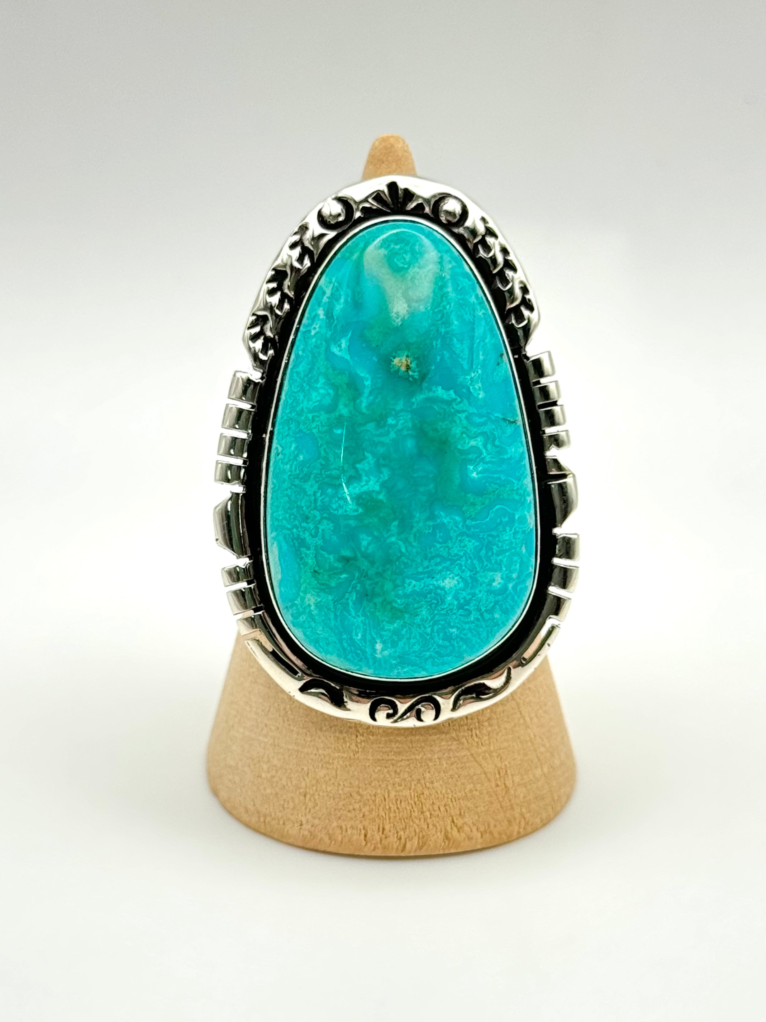 •KINGMAN TURQUOISE - BIGGIE• Navajo silver ring (size 9.5)