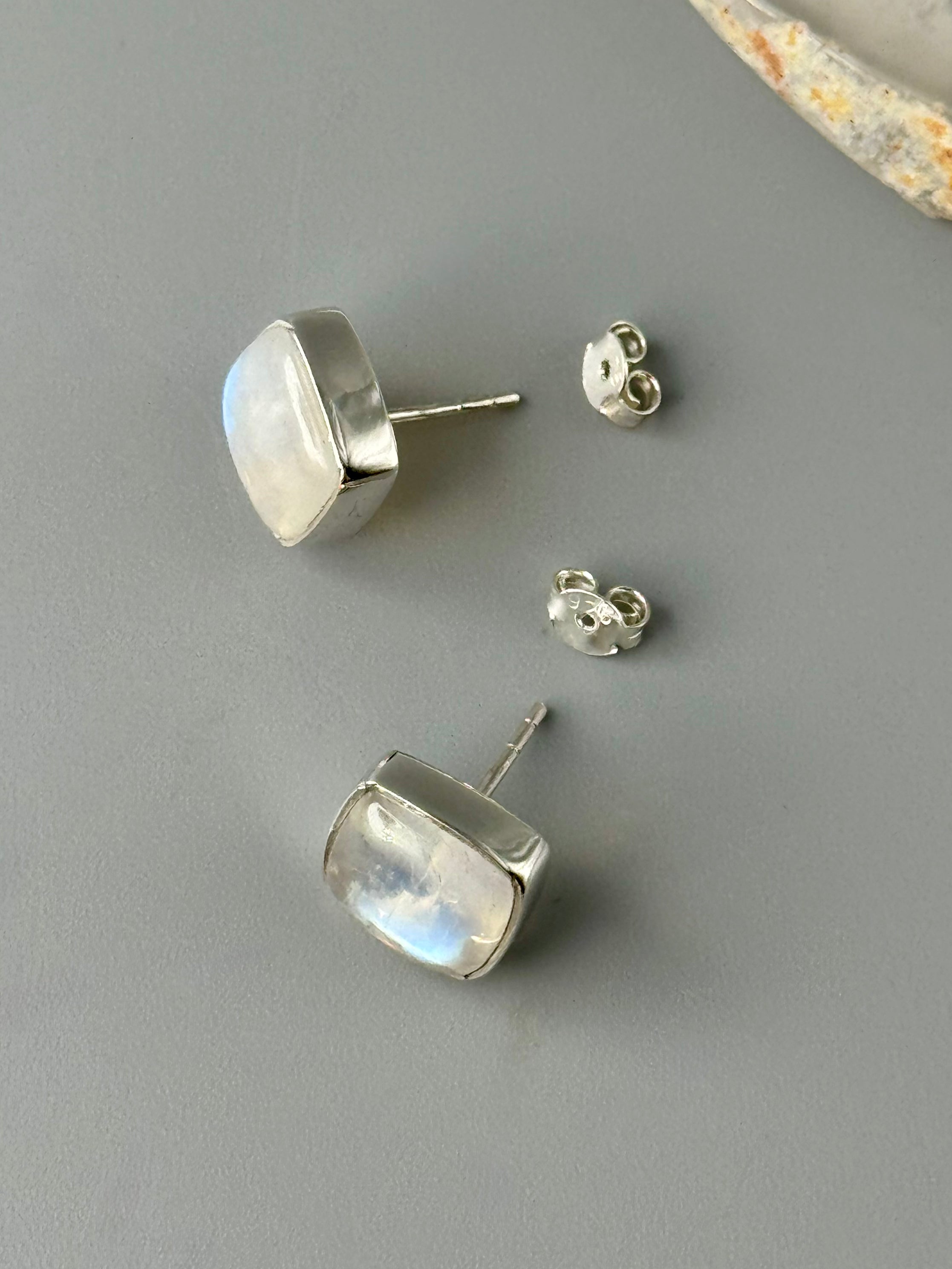 •RAINBOW MOONSTONE - SQUARE• silver bezel set stud earrings