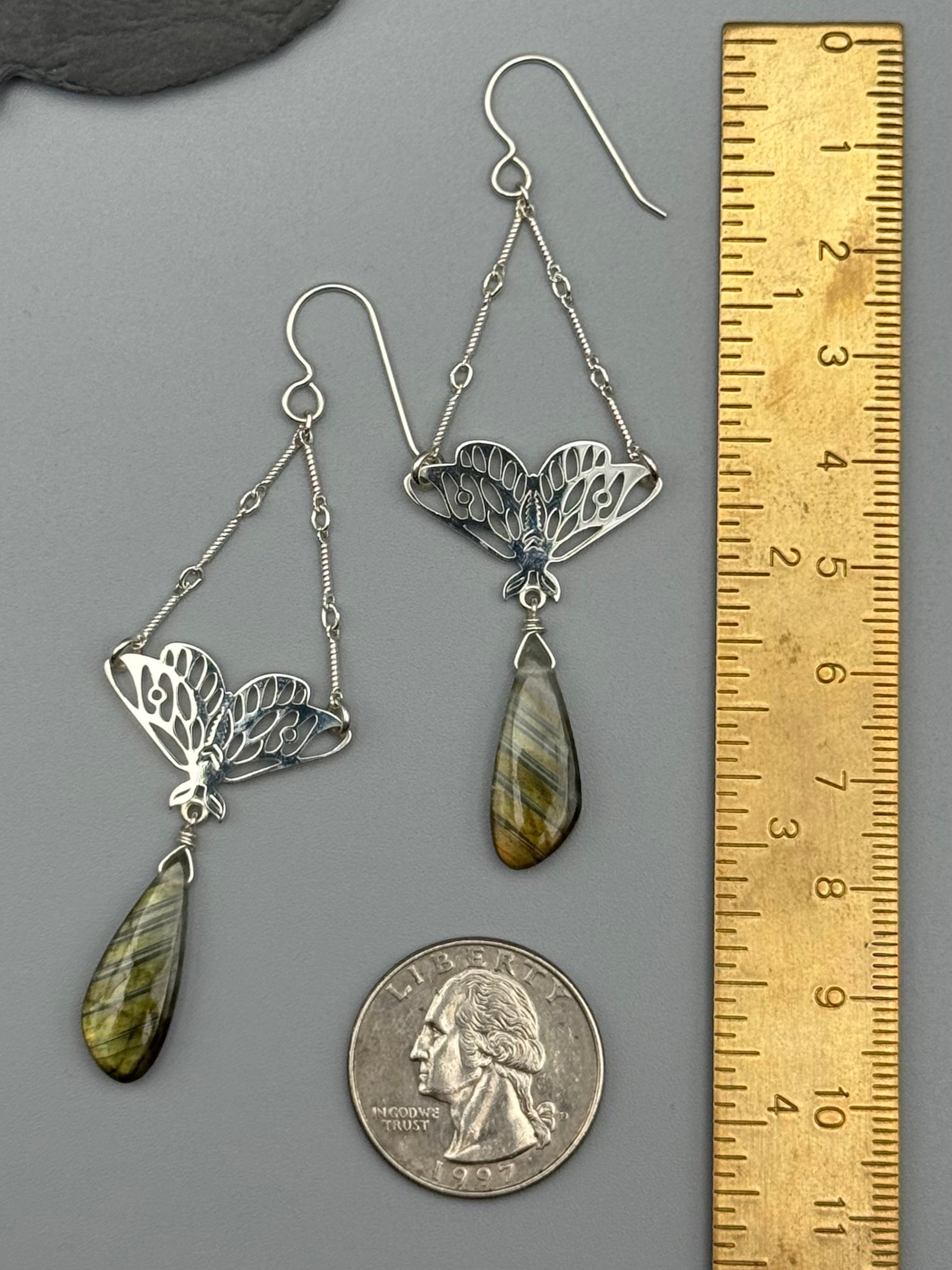 •GUIDE• golden labradorite + silver earrings