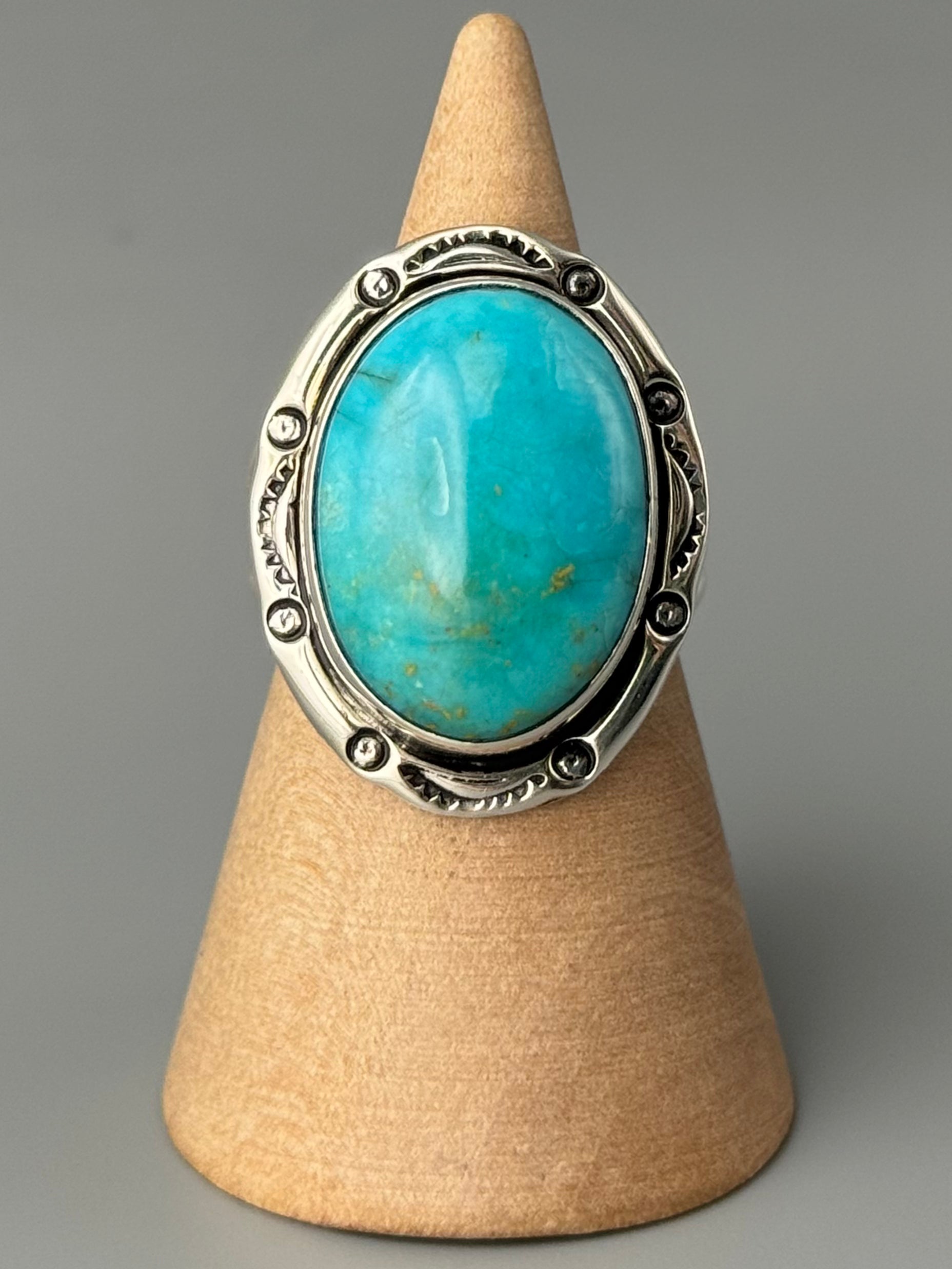 •KINGMAN TURQUOISE - SHÁ• Navajo silver ring (size 9)