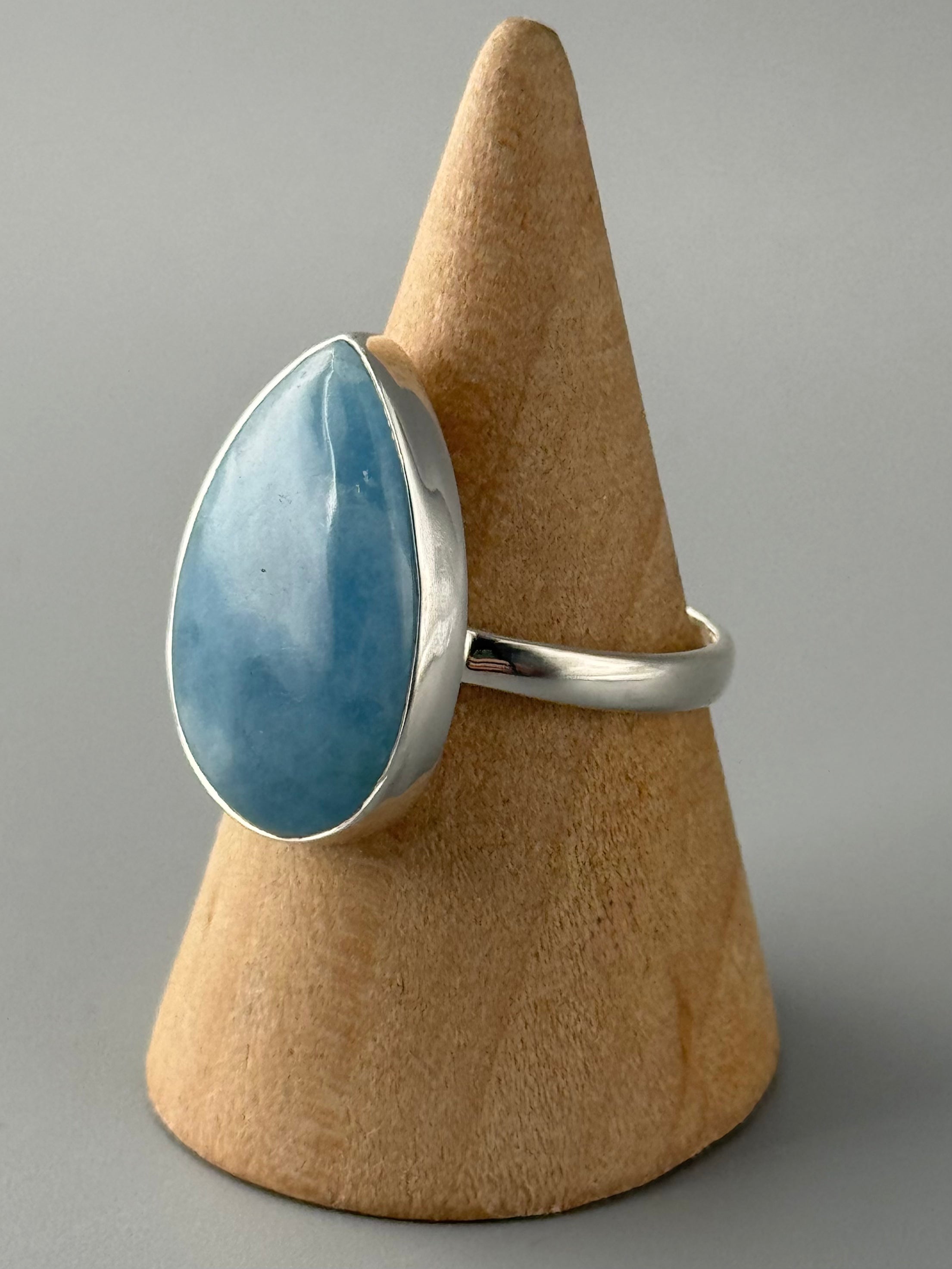 •AQUAMARINE - TEAR• sterling silver ring (size 10)