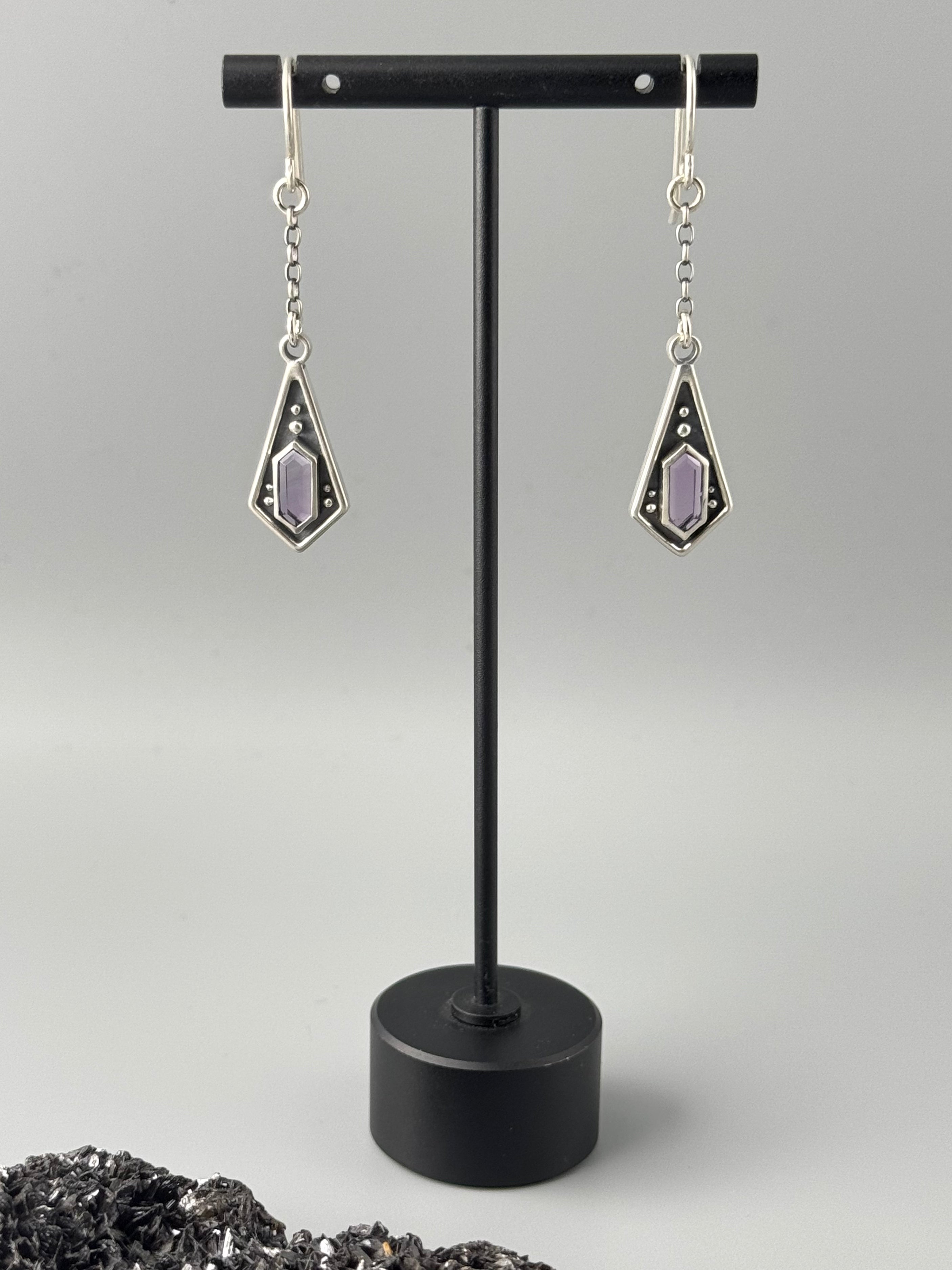 •MAIDEN KITE• amethyst + silver dangle earrings