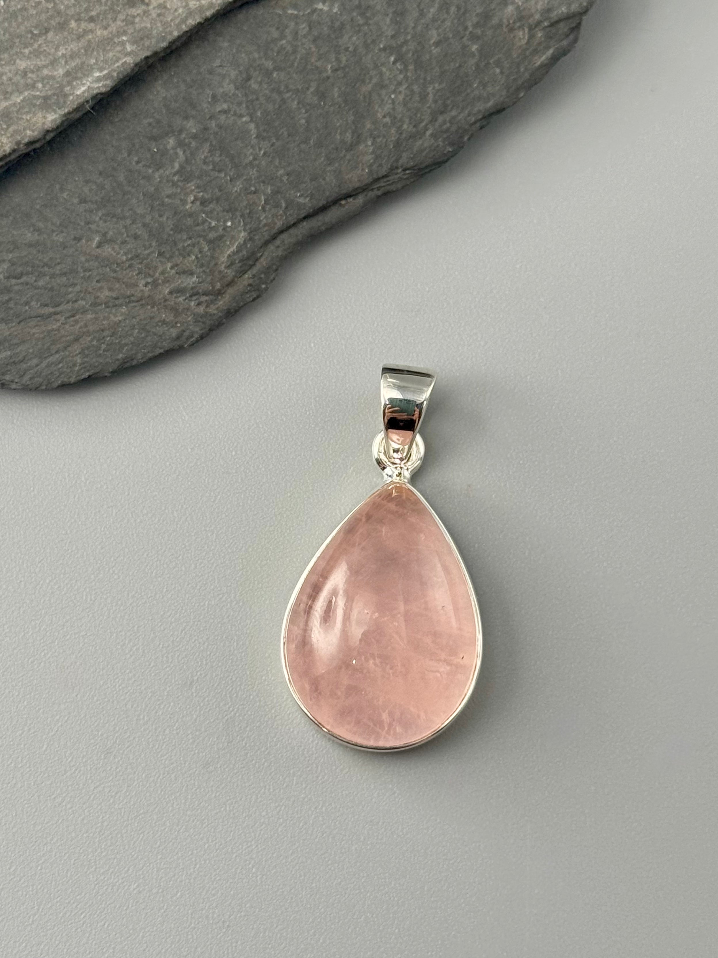 •ROSE QUARTZ - SMALL TEARDROP• sterling silver pendant