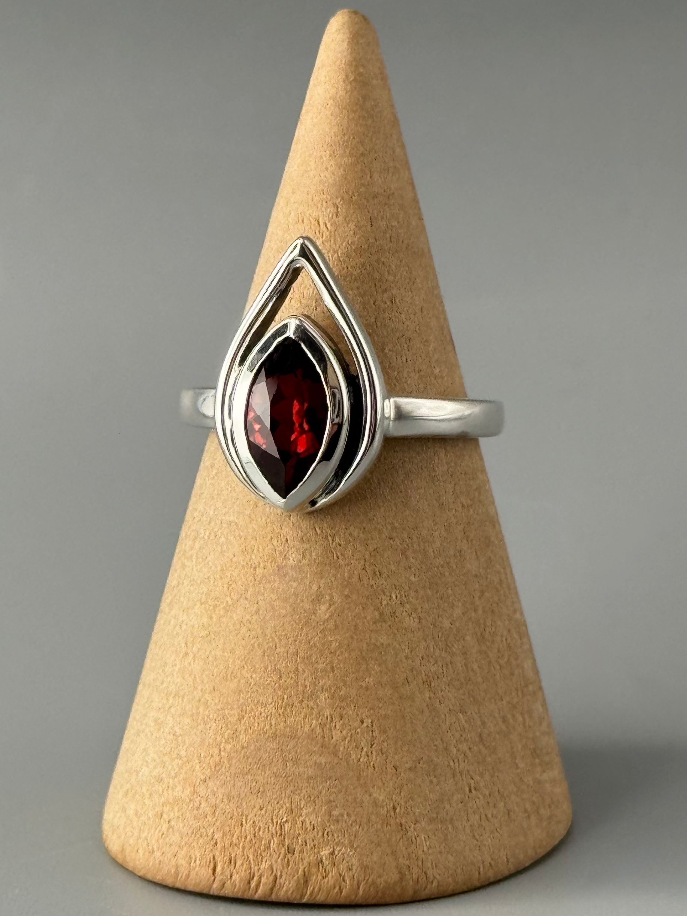 •GARNET - YONI• sterling silver ring (various sizes)
