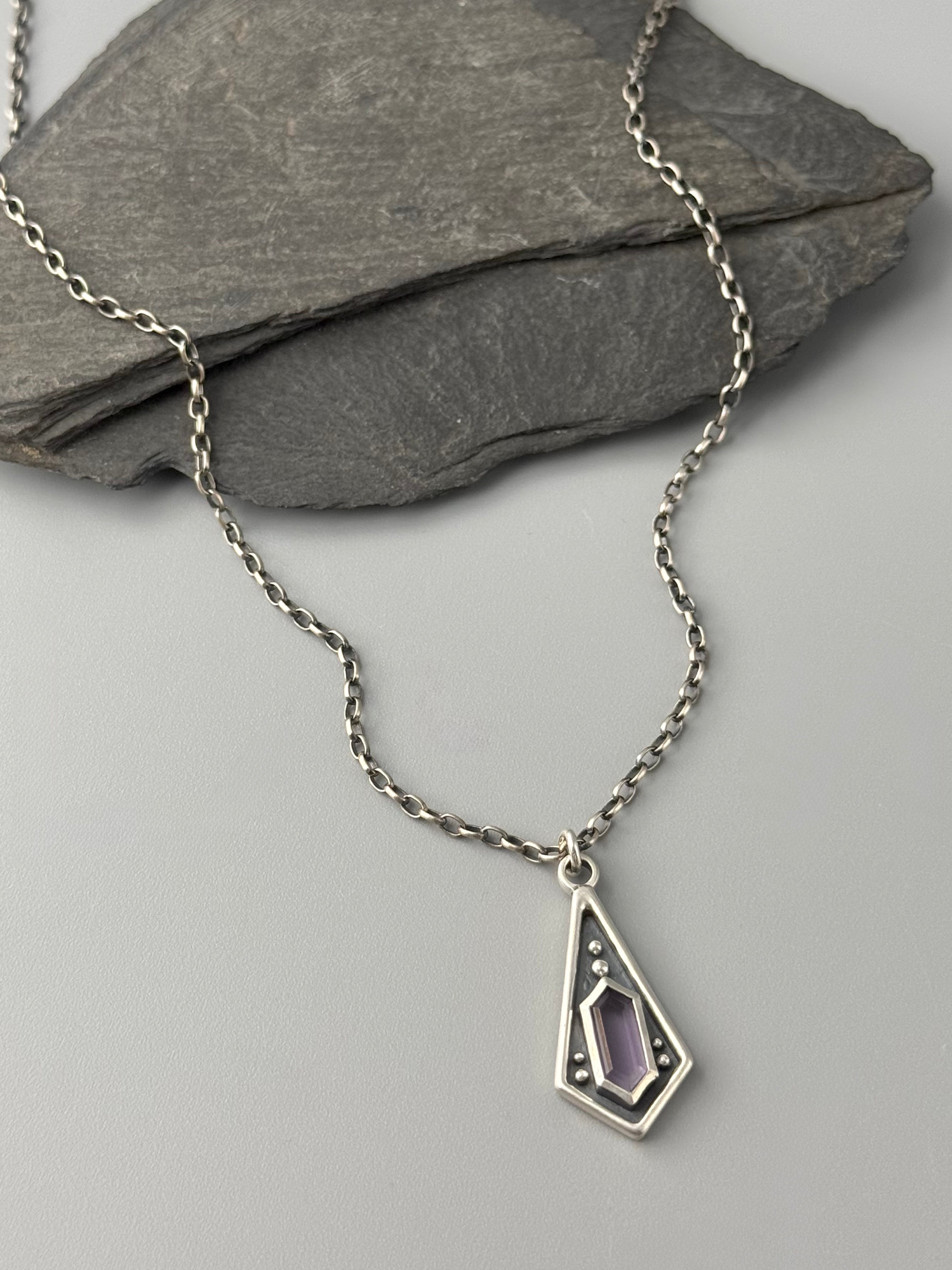 •MAIDEN KITE• amethyst + silver necklace (18" long)