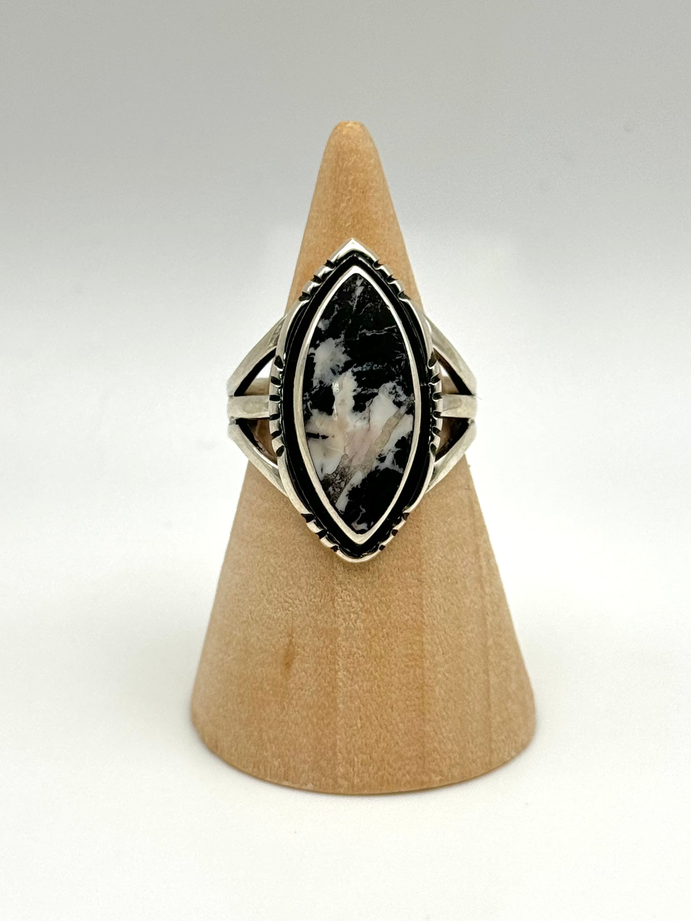 •WHITE BUFFALO TURQUOISE• Navajo silver ring (size 8.25)