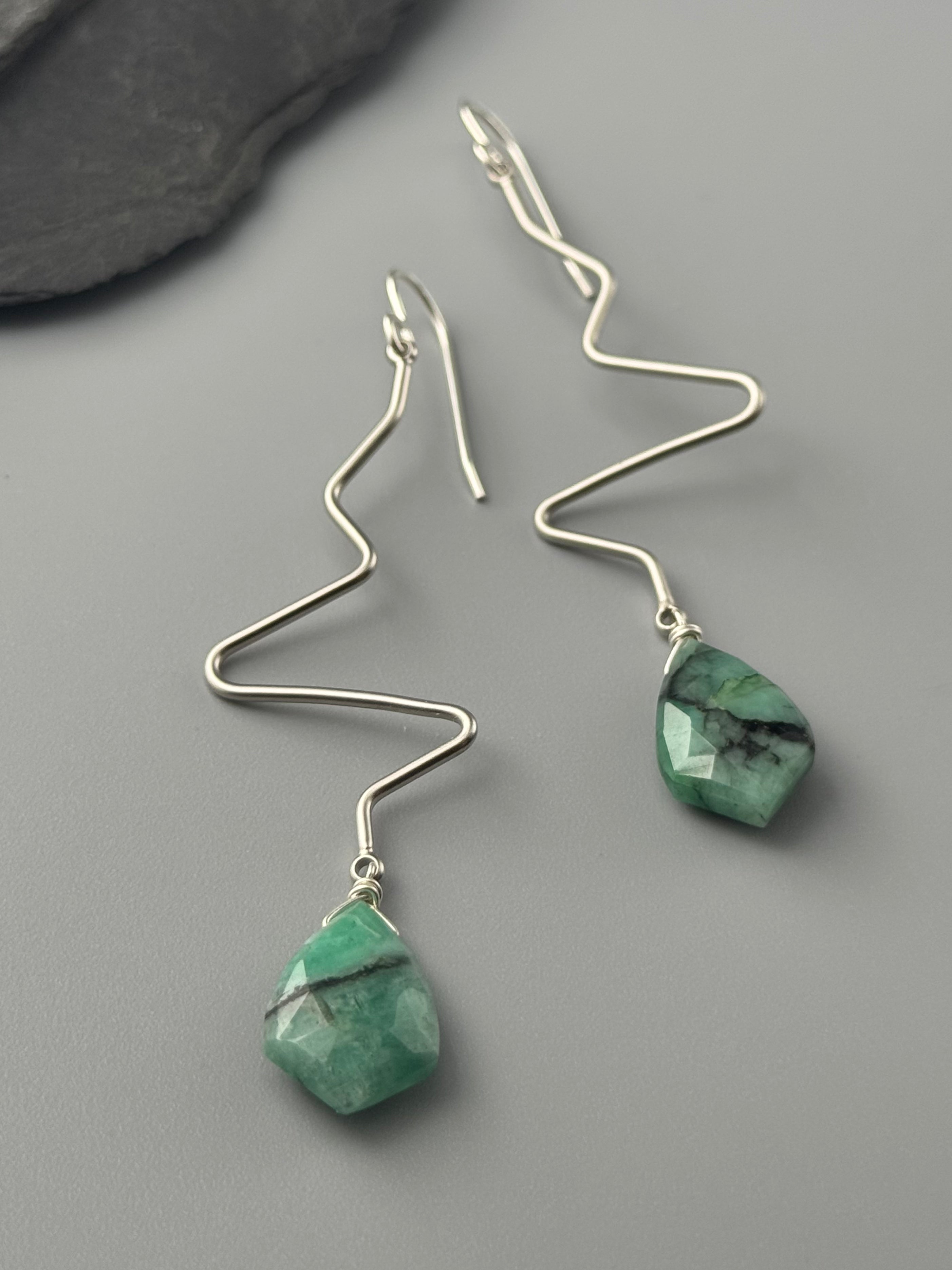 •HEARTBEAT• emerald + silver earring