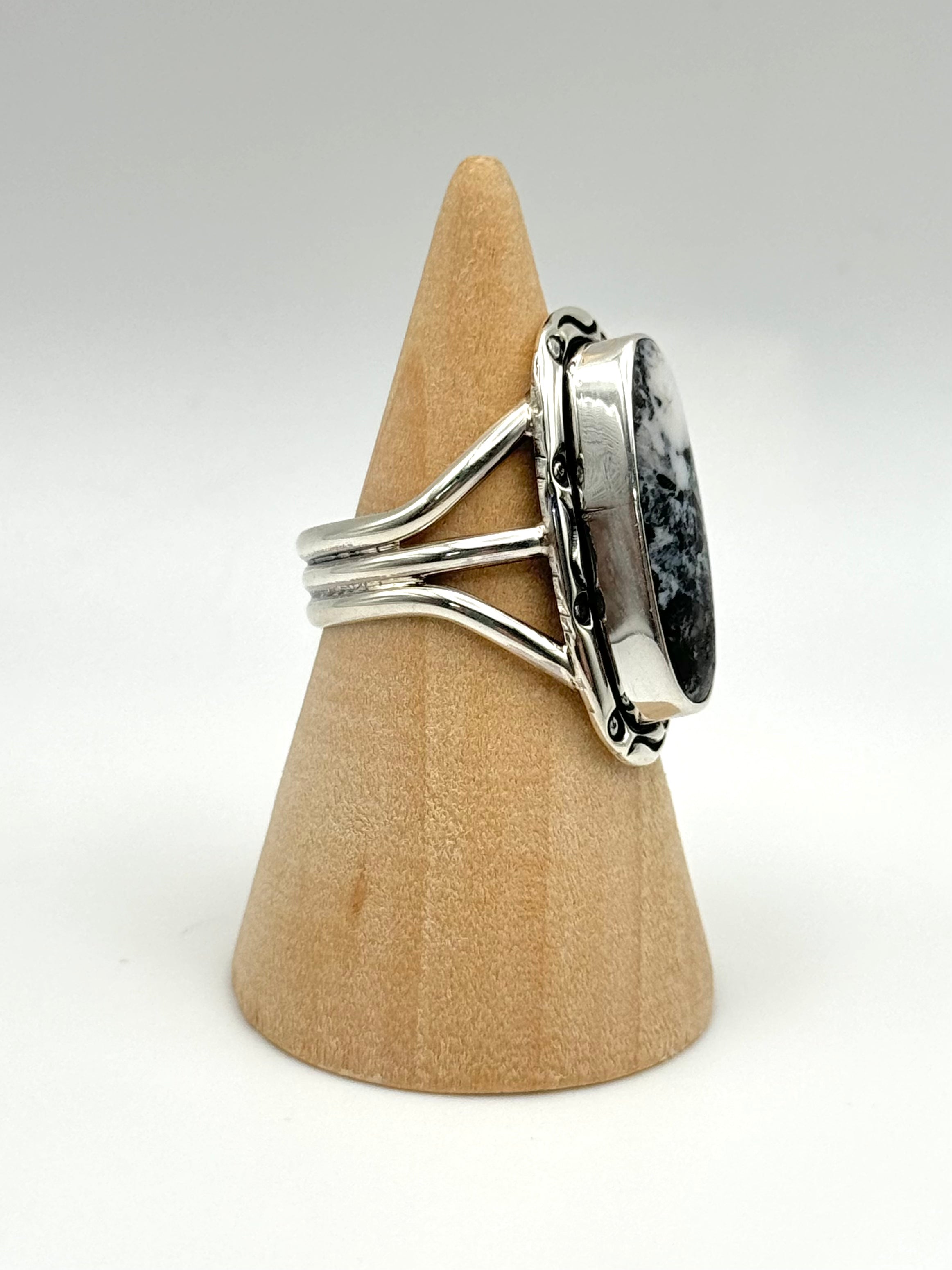 •WHITE BUFFALO TURQUOISE - 2• Navajo silver ring (size 7.5)