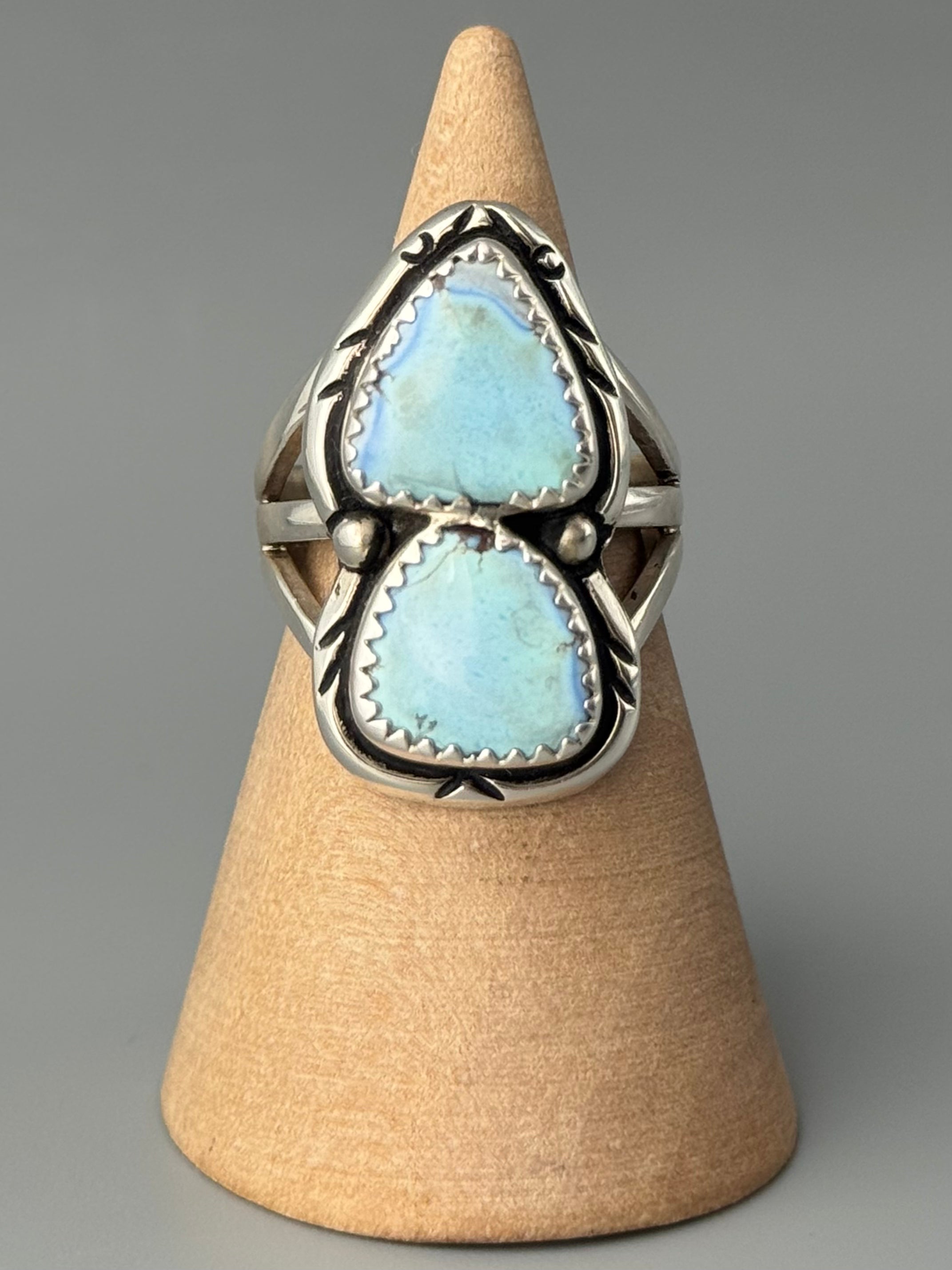 •GOLDEN HILL TURQUOISE - NAAKI - 1• Navajo silver ring (size 6.5)