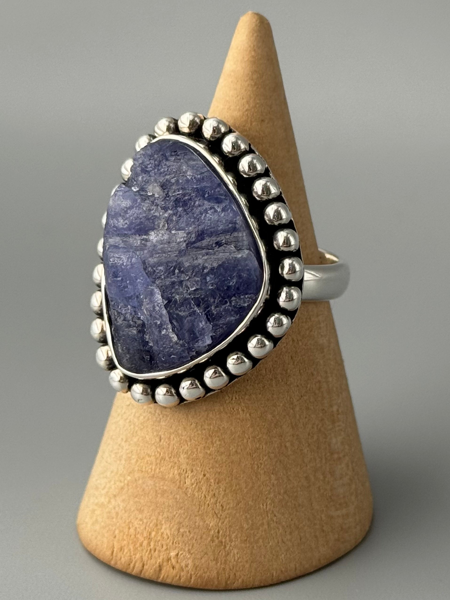 •TANZANITE - FREEFORM• dotted bezel silver ring (size 6.75)