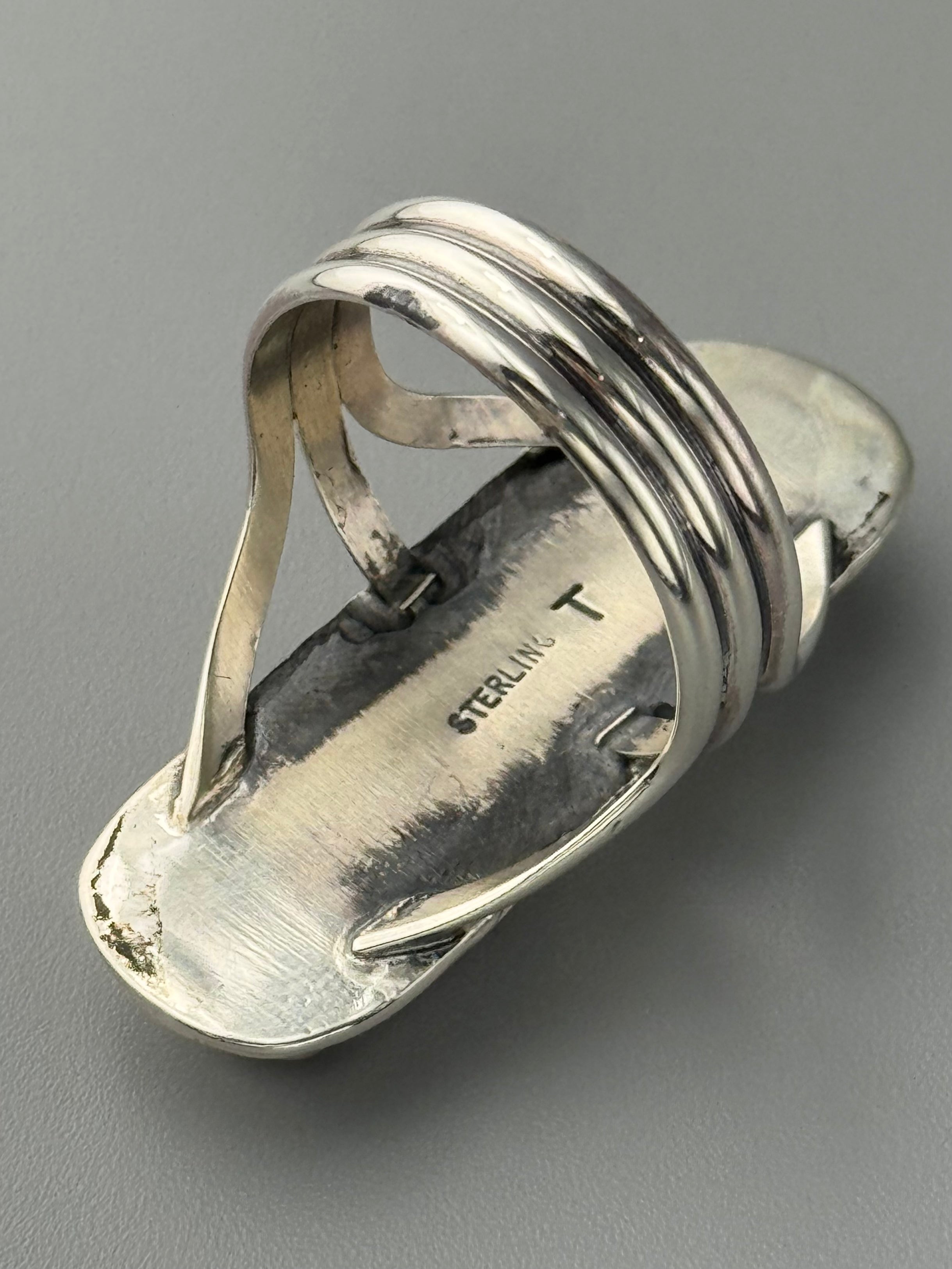 •WILD HORSE JASPER - SHÁ• Navajo silver ring (size 10)