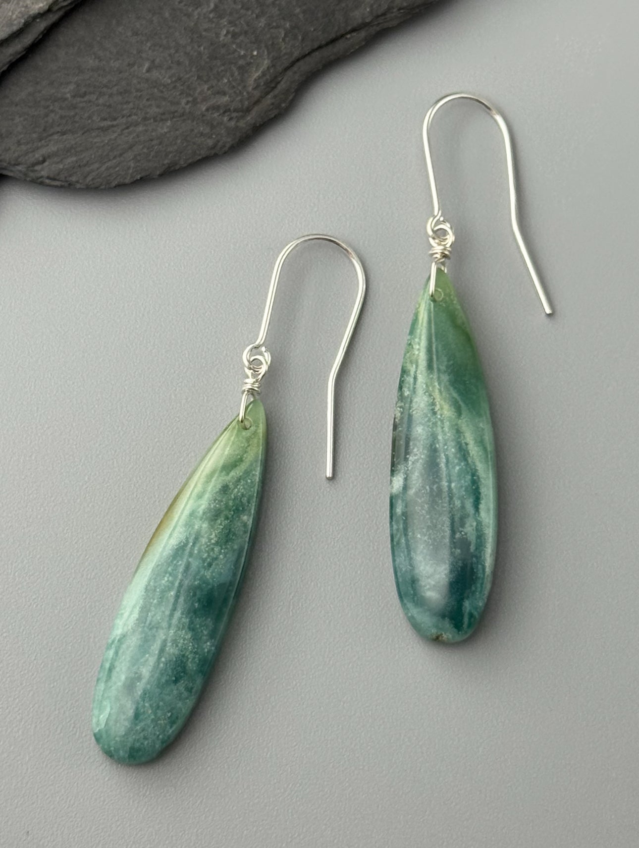 •STRAY• green mountain jade + silver earrings