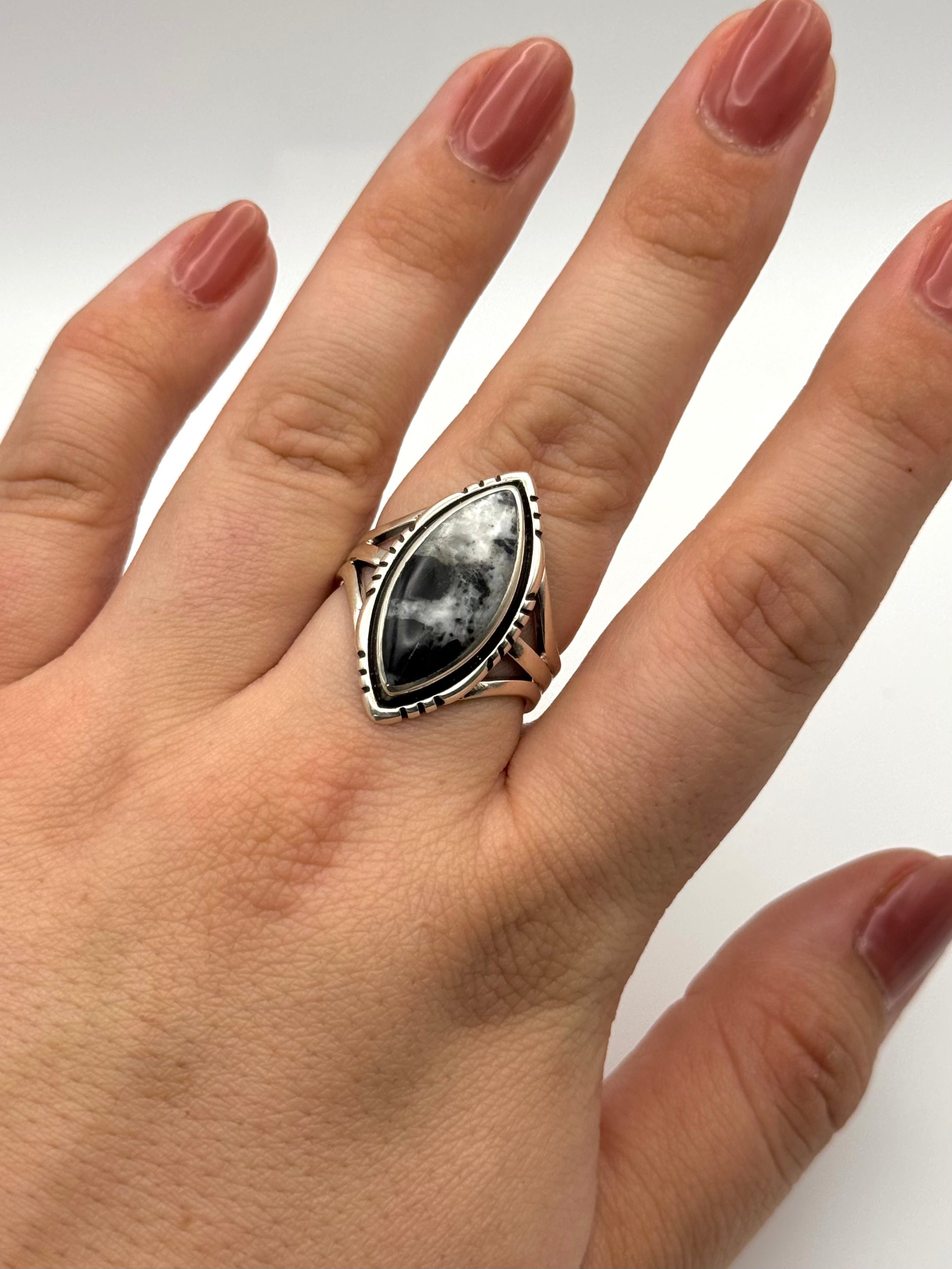 •WHITE BUFFALO TURQUOISE• Navajo silver ring (size 10.25)