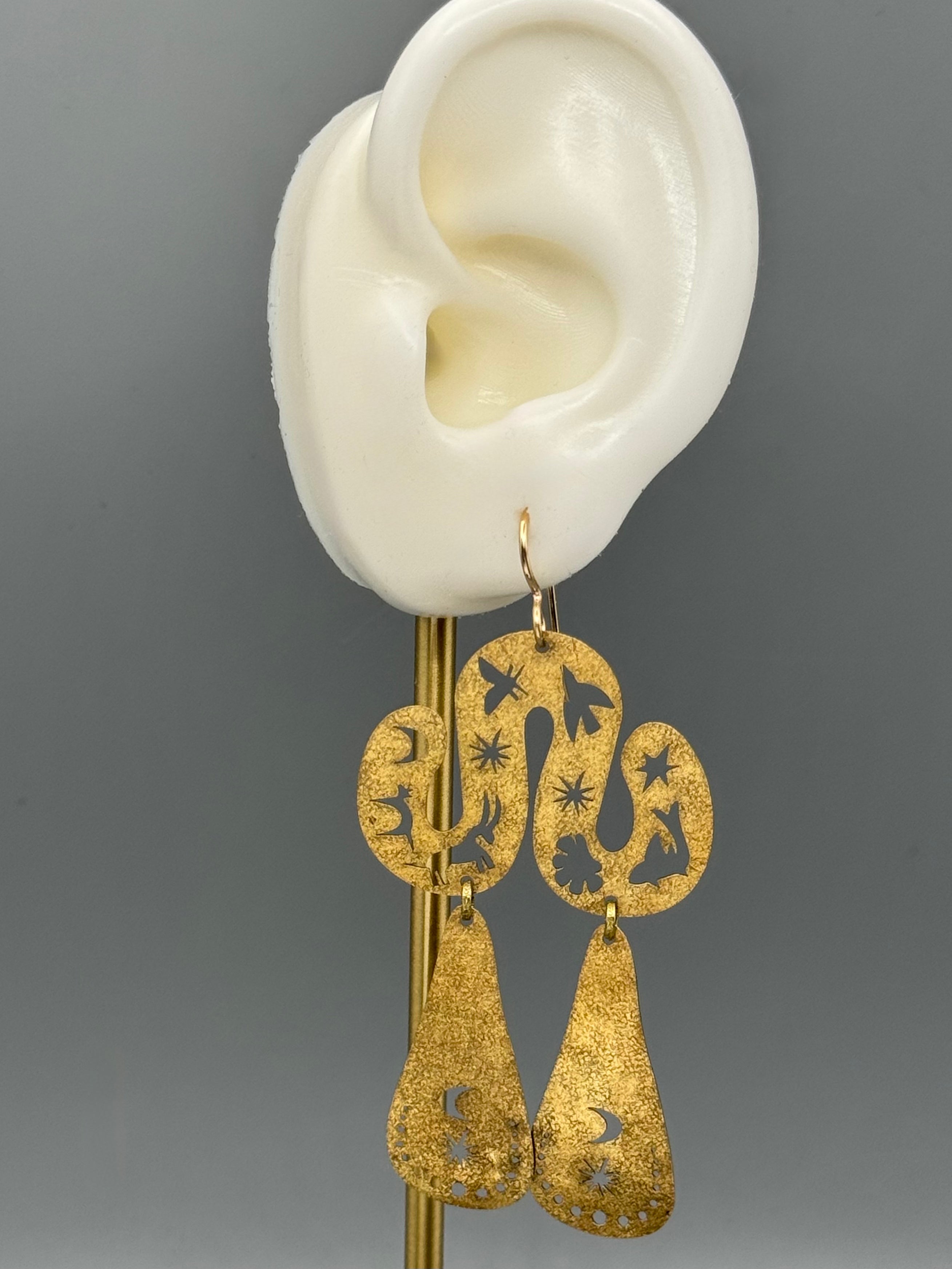 •KINGDOM• gold dangle earrings