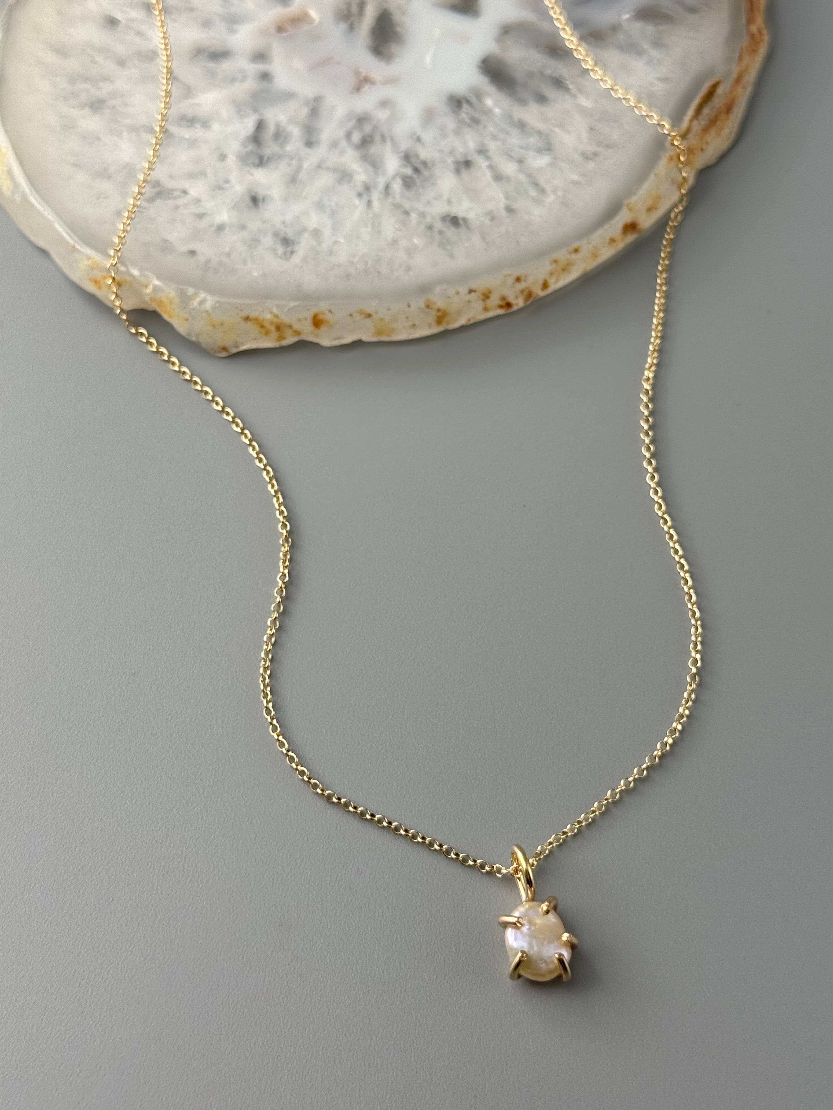•CRADLE• freshwater pearl + gold necklace (18" long)