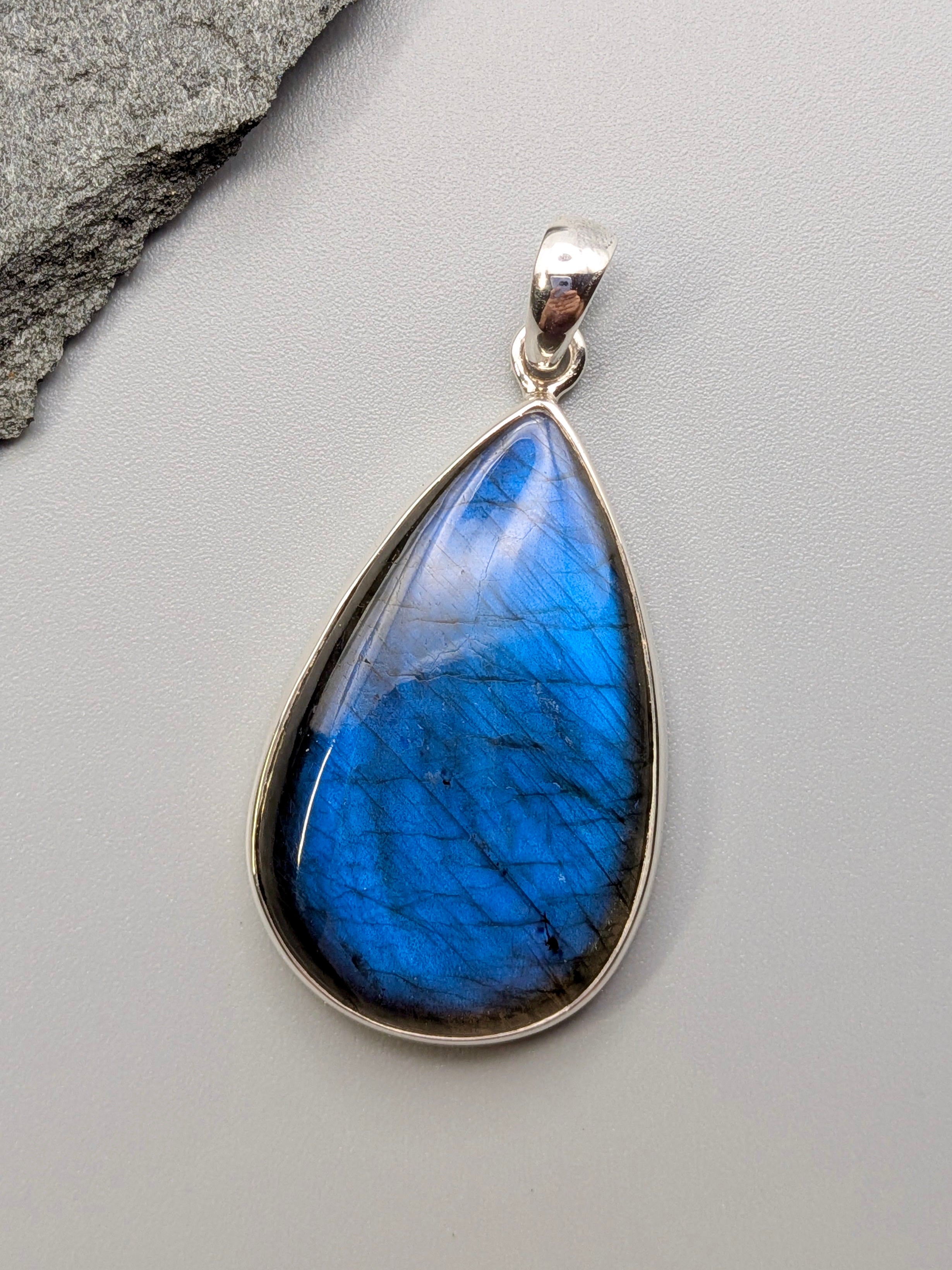 •LABRADORITE TEARDROP• sterling silver pendant